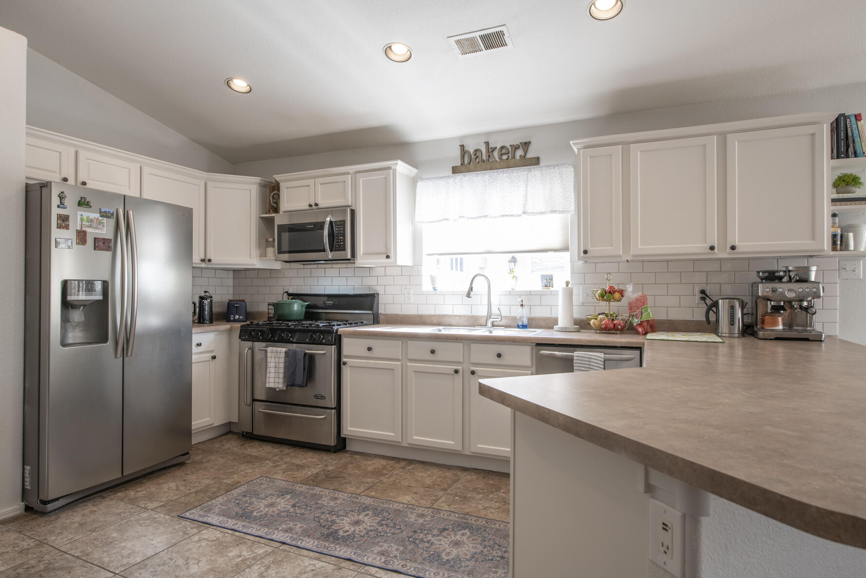 800 Ocate Meadows Drive, Rio Rancho, New Mexico image 16
