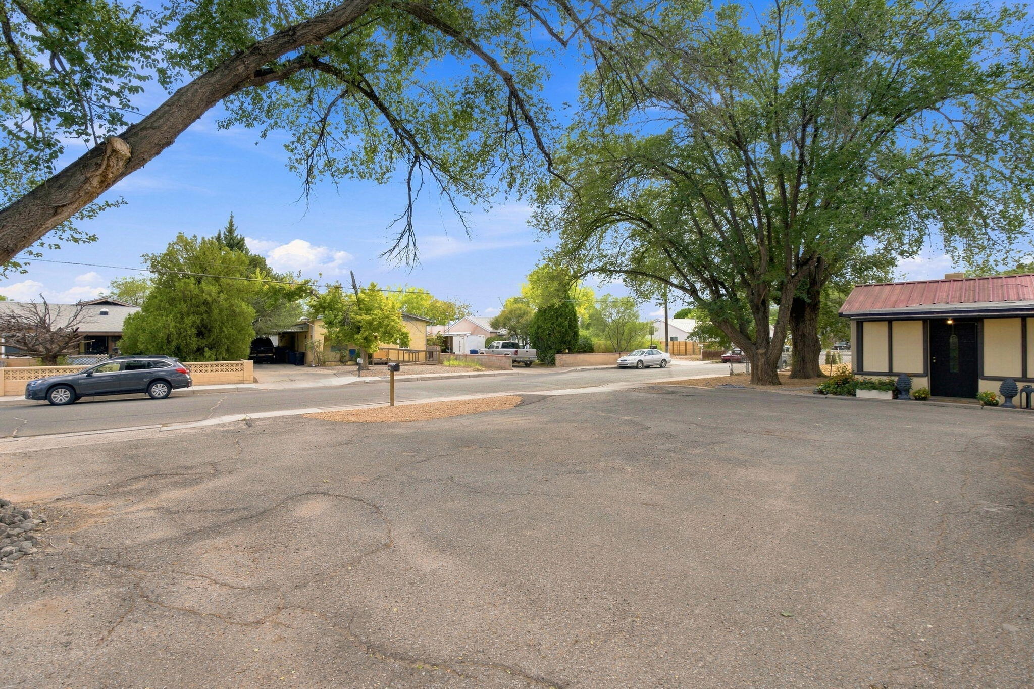 2929 Floral Road NW