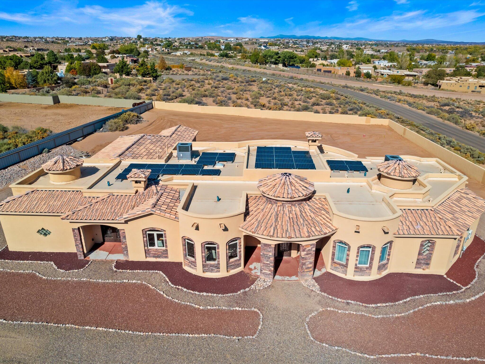 102 Desert Luna Road, Corrales, New Mexico image 3