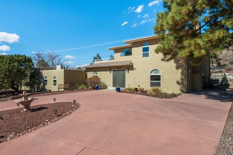 13401 Desert Hills Place NE Albuquerque NM 87111