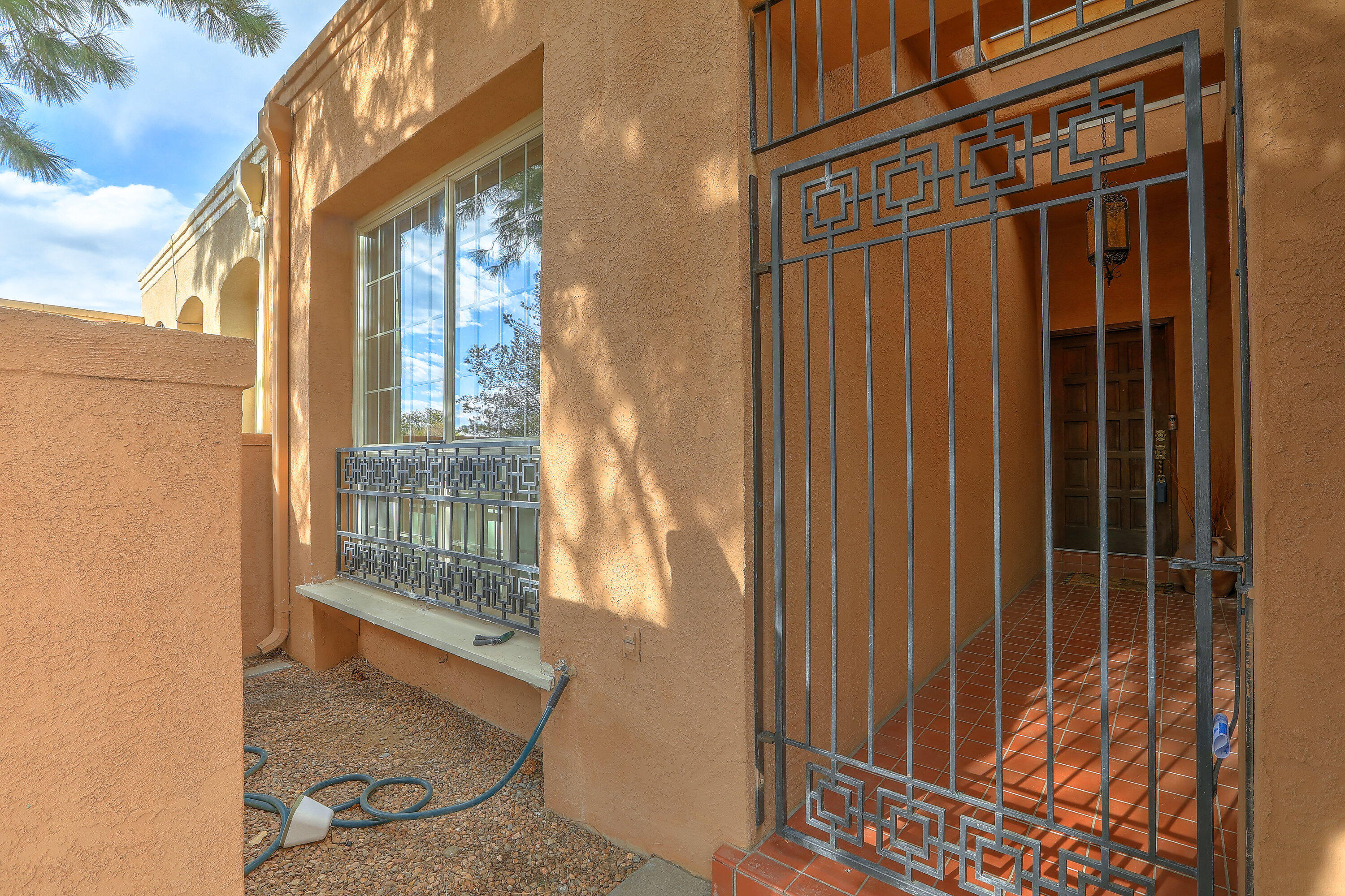 5914 Torreon Drive, Albuquerque, New Mexico image 2