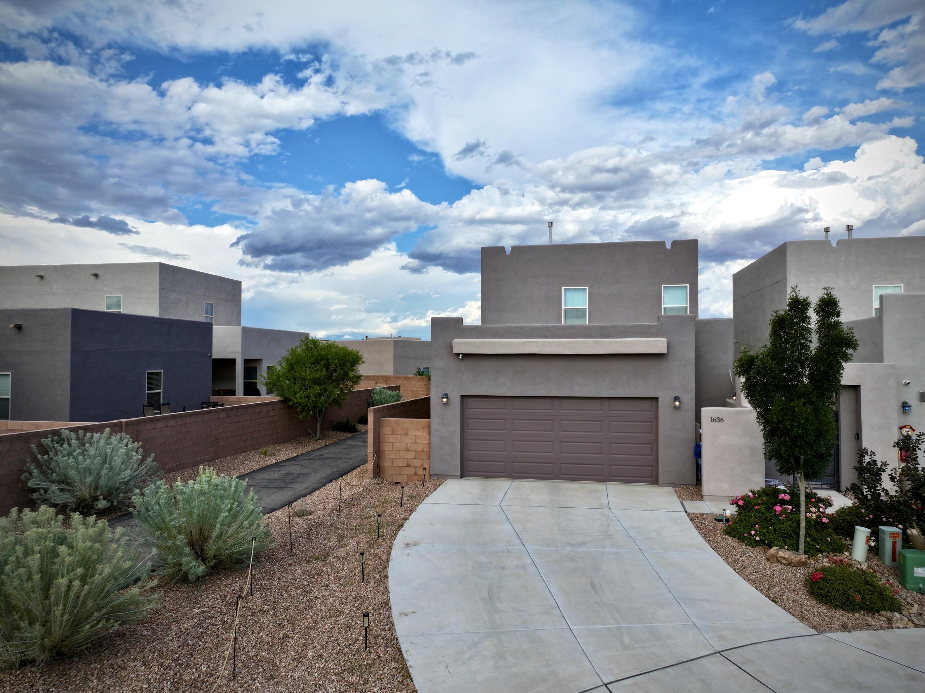 1636 Tierra Alta Court, Los Lunas, New Mexico image 2