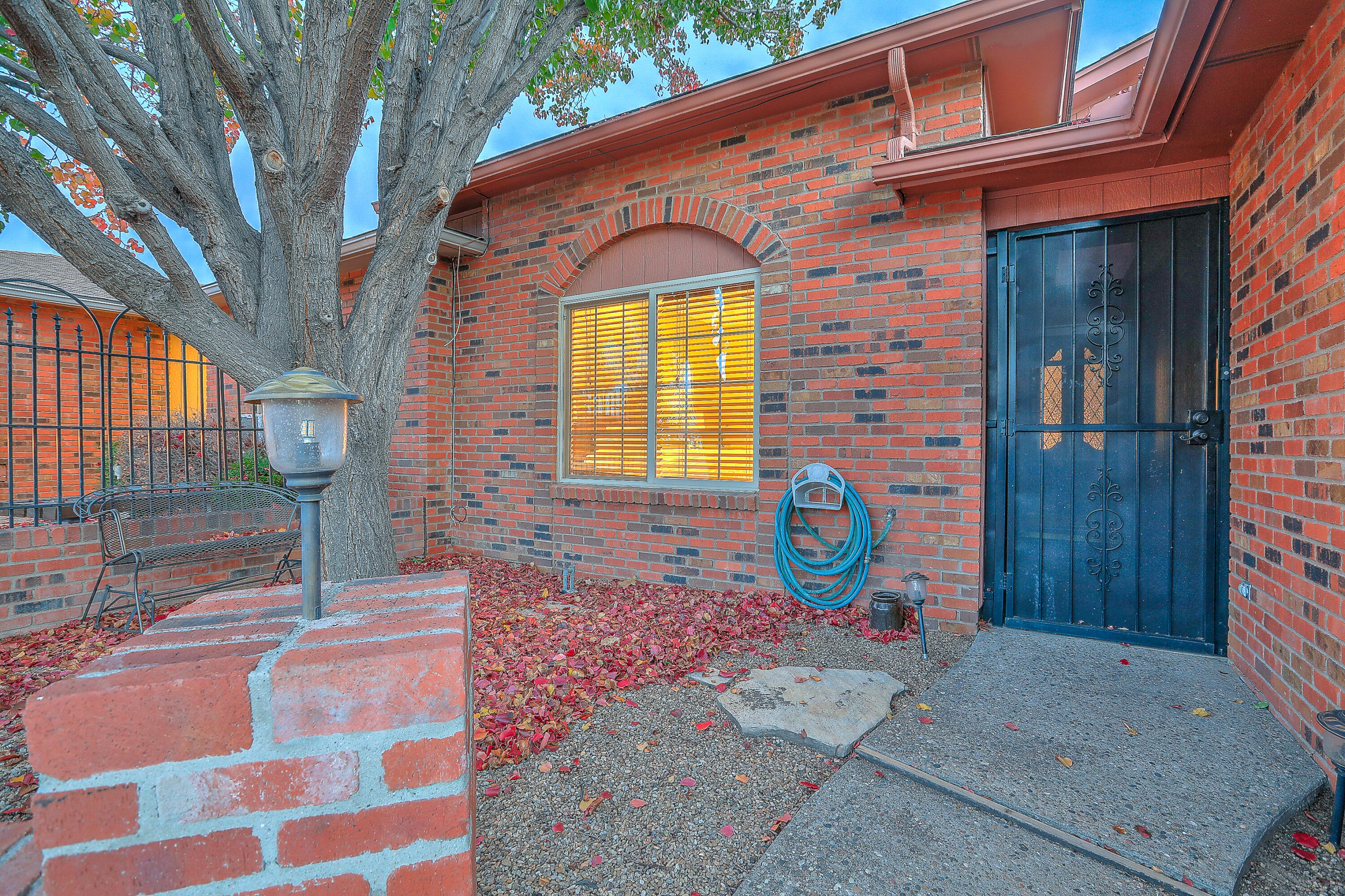 9204 Admiral Lowell Avenue NE