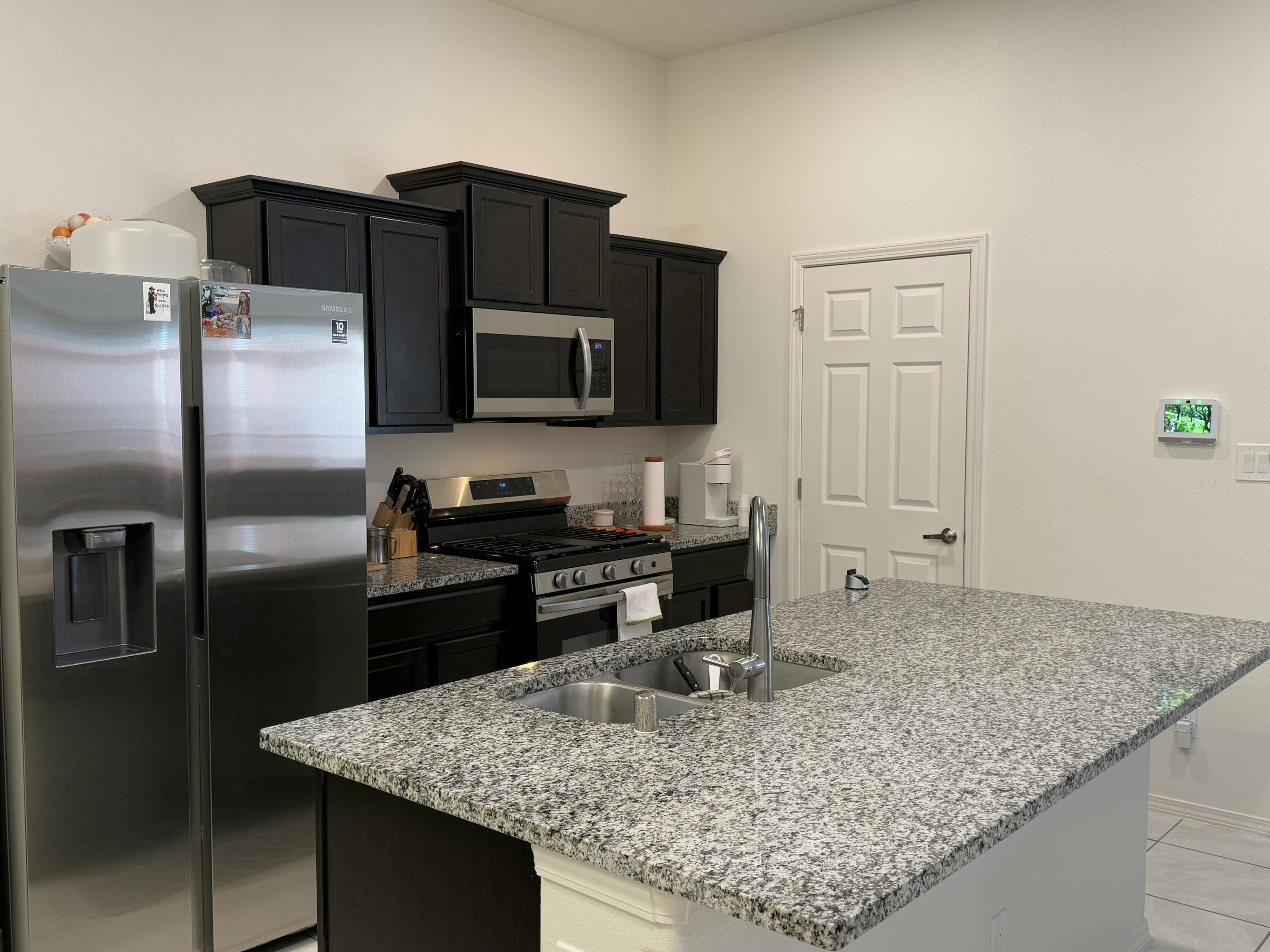 3253 S Oakmount Drive, Rio Rancho, New Mexico image 3