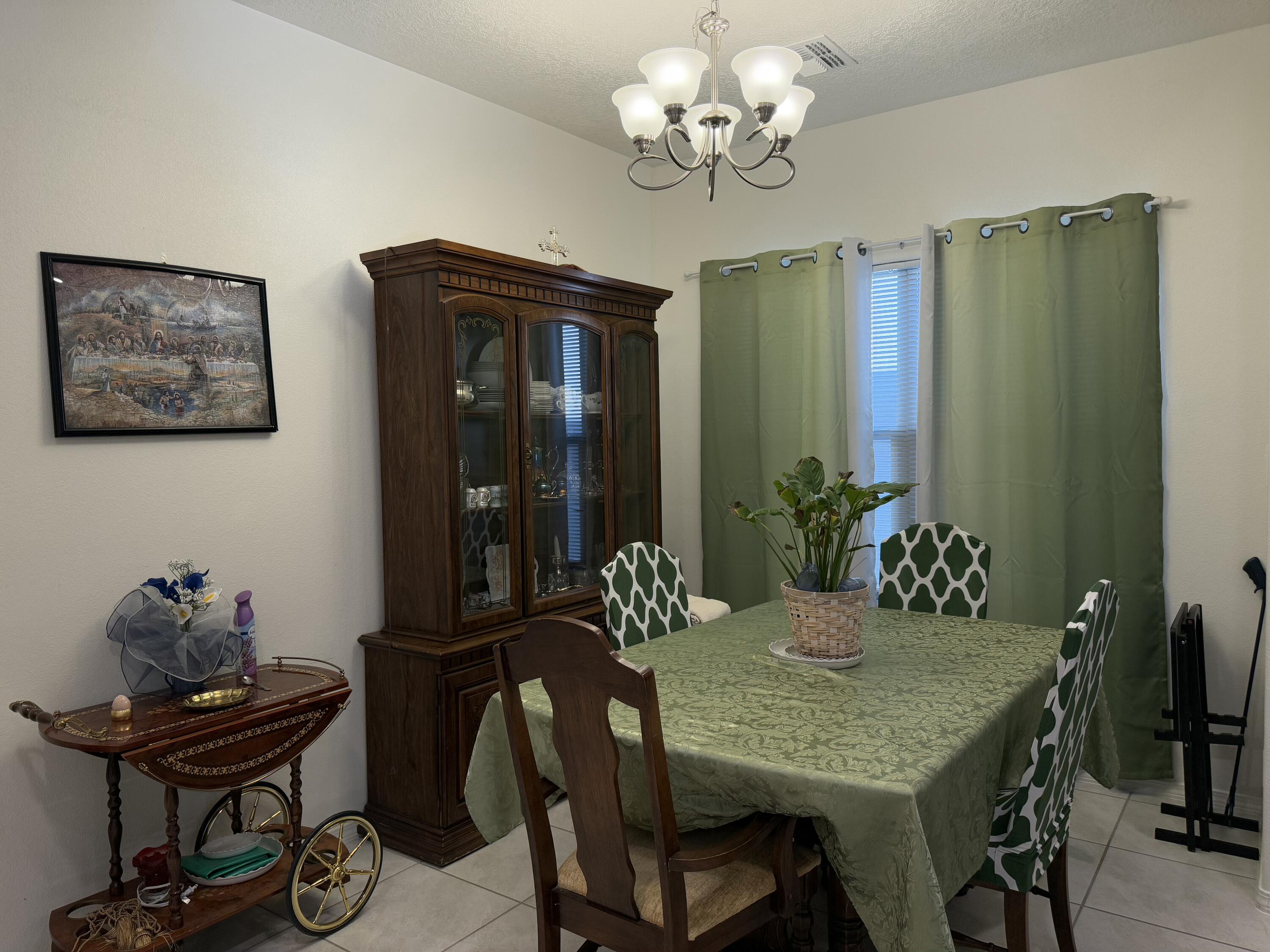 3253 S Oakmount Drive, Rio Rancho, New Mexico image 4