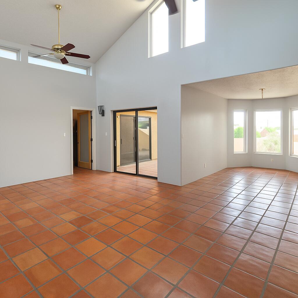 304 GREENSPOINT Lane