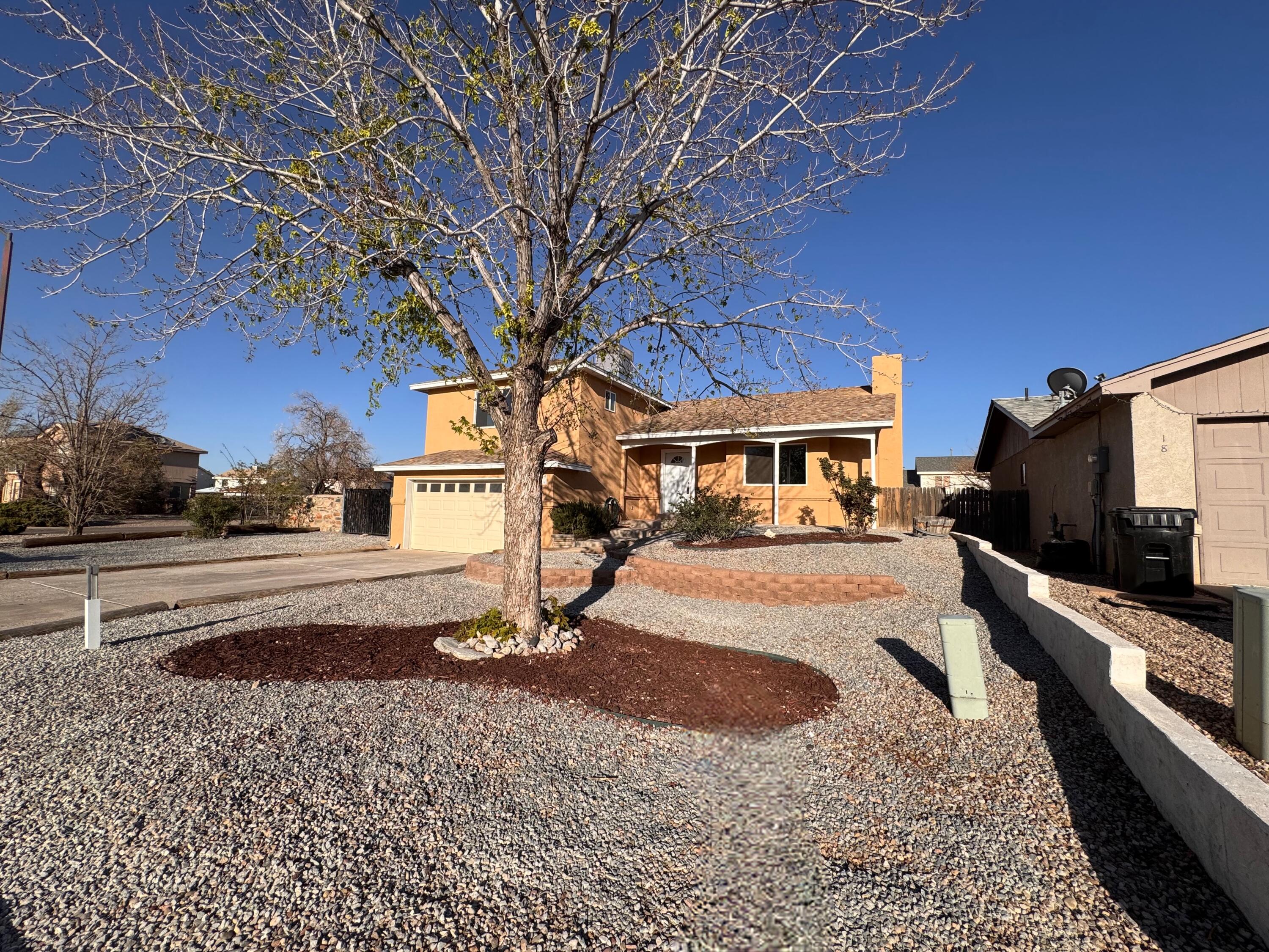 16 Apache Plume Road, Los Lunas, New Mexico image 2