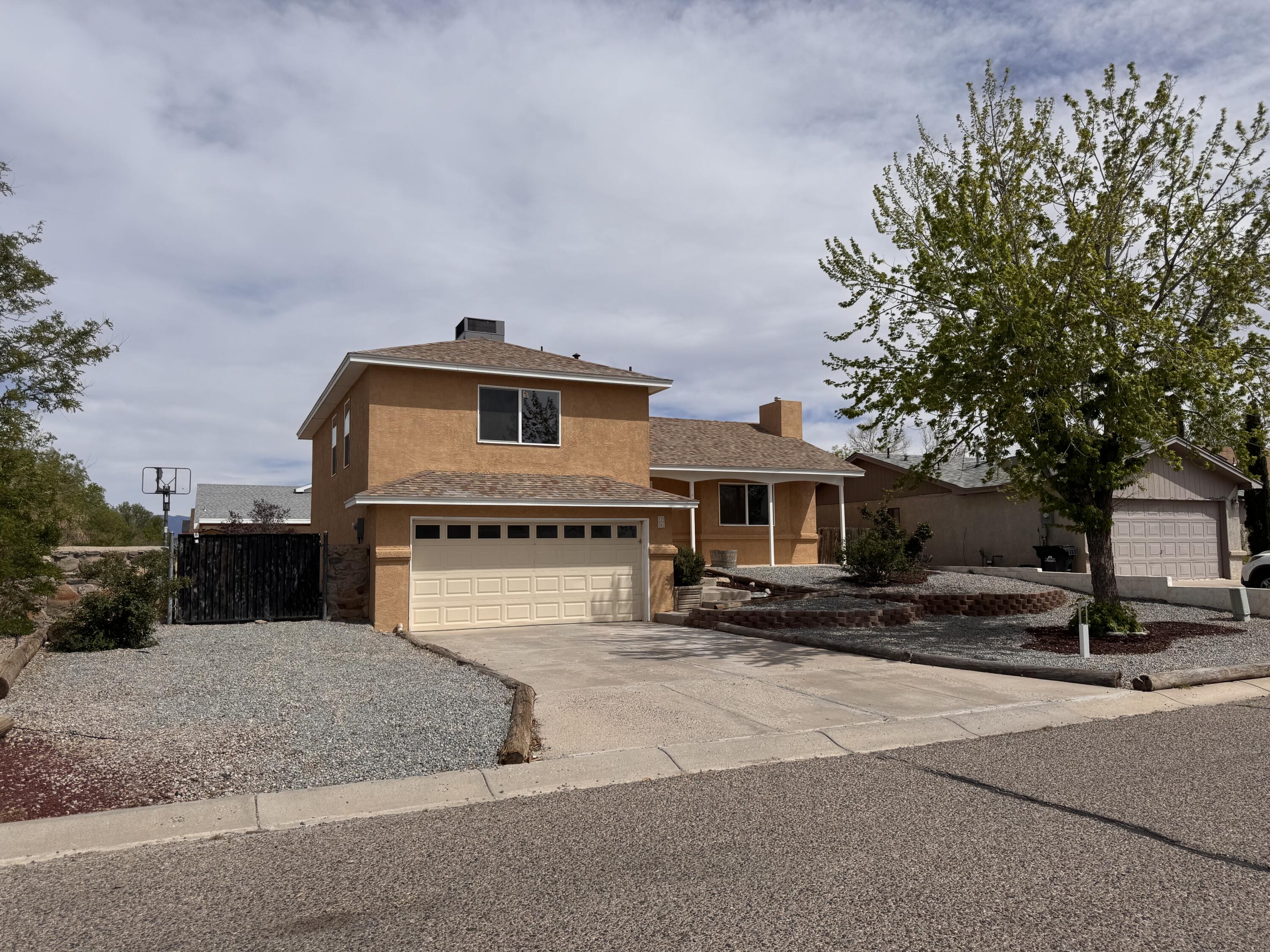 16 Apache Plume Road, Los Lunas, New Mexico image 1