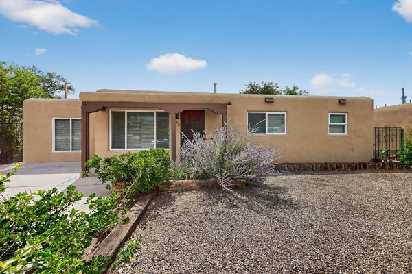 2805 CHRISTINE ST NE, ALBUQUERQUE, NM 87112 - Image a8a6f947a193407bdbbba35e93193b8d/3311748437
