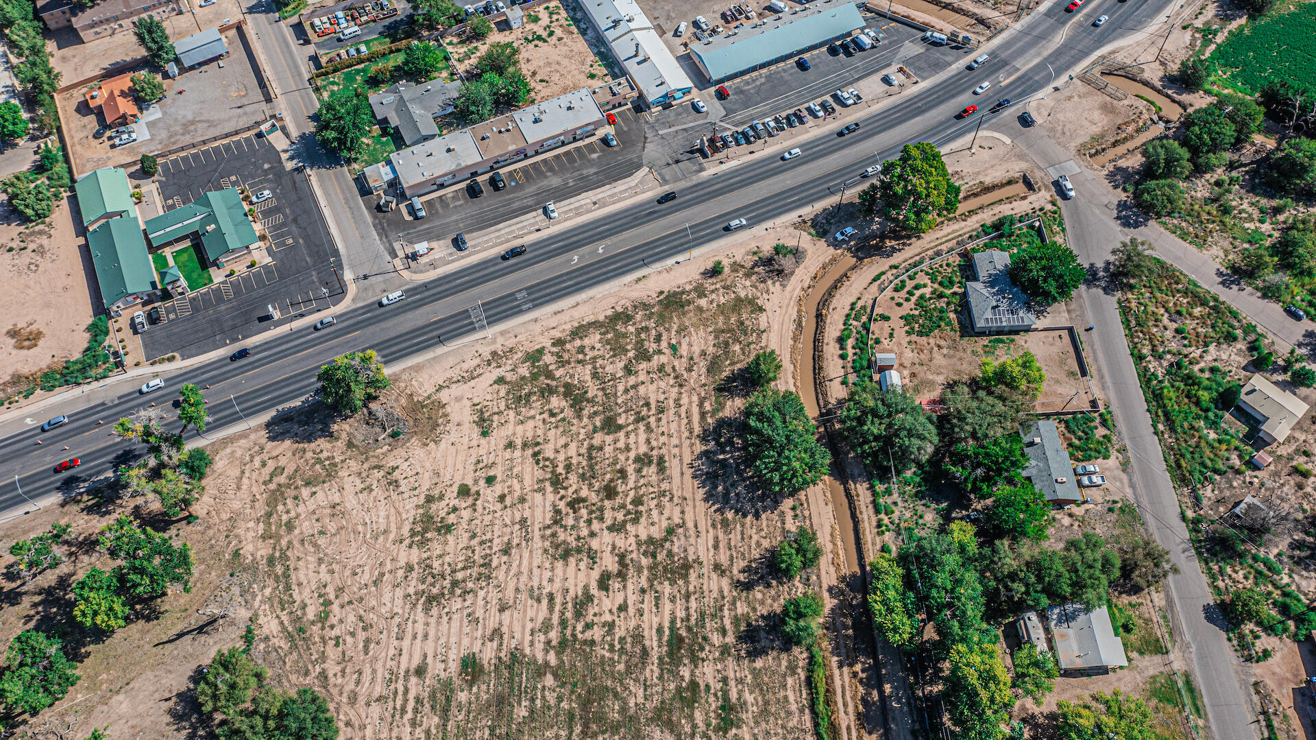 Main St & Edeal Rd, Los Lunas, New Mexico image 15