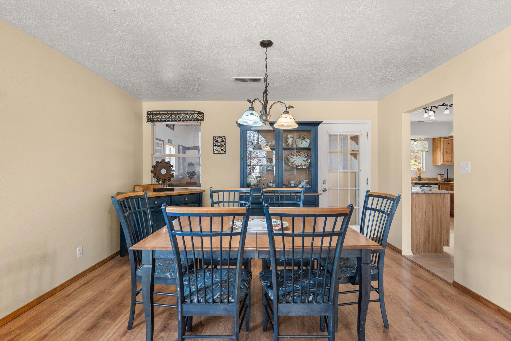 2553 Cabezon Drive, Rio Rancho, New Mexico image 9