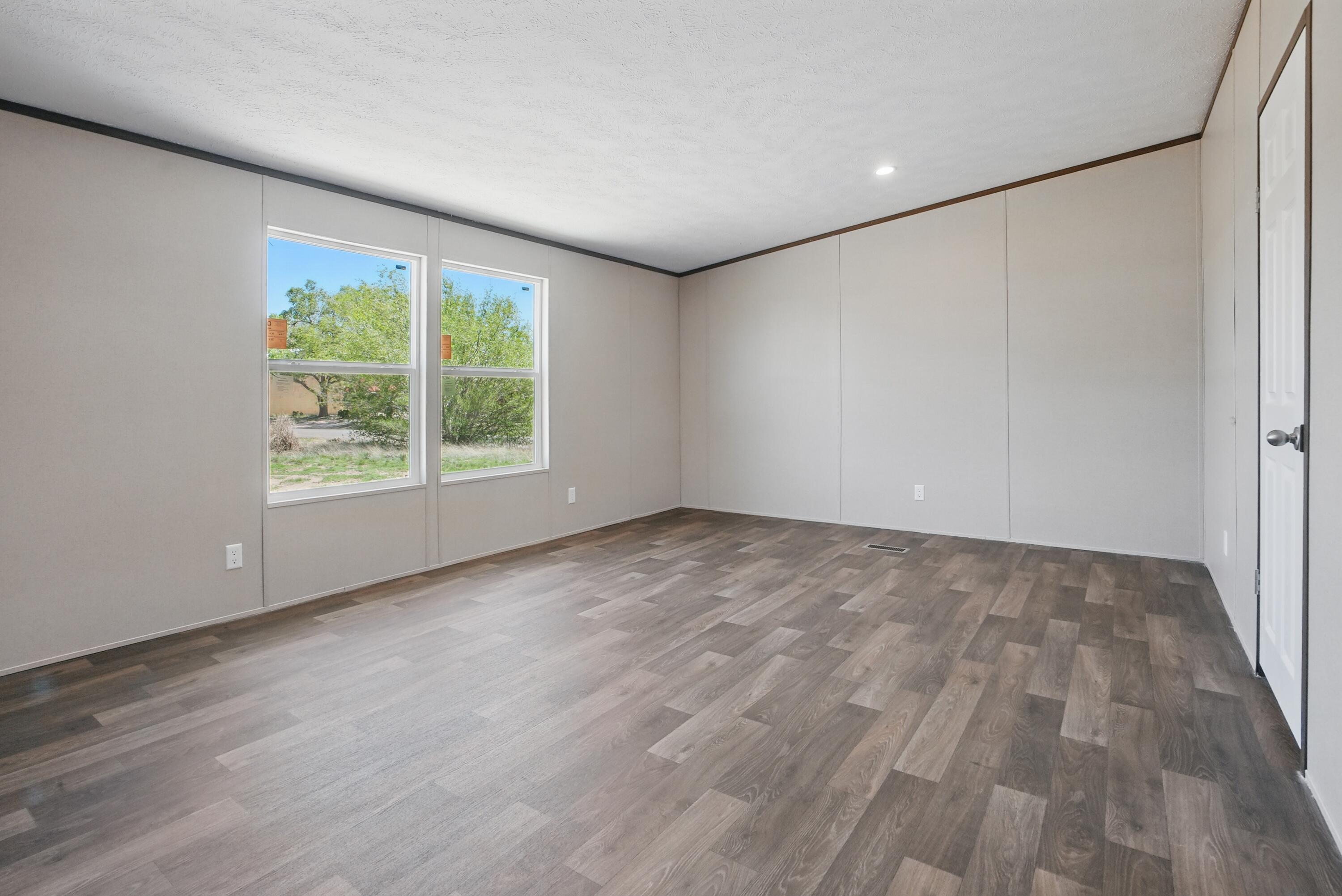 809 Maple Avenue, Moriarty, New Mexico image 14