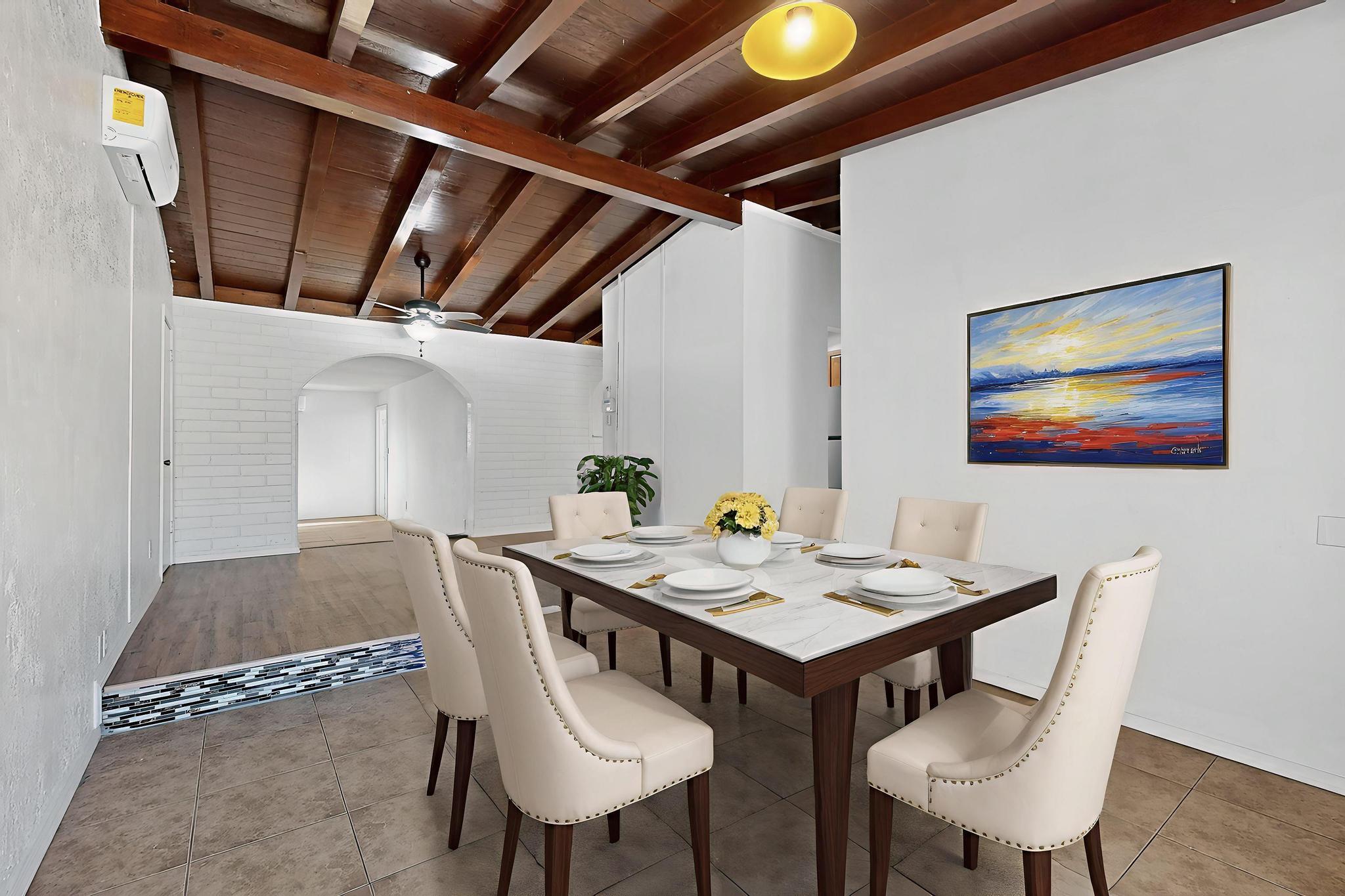 1215 Elizabeth Street NE