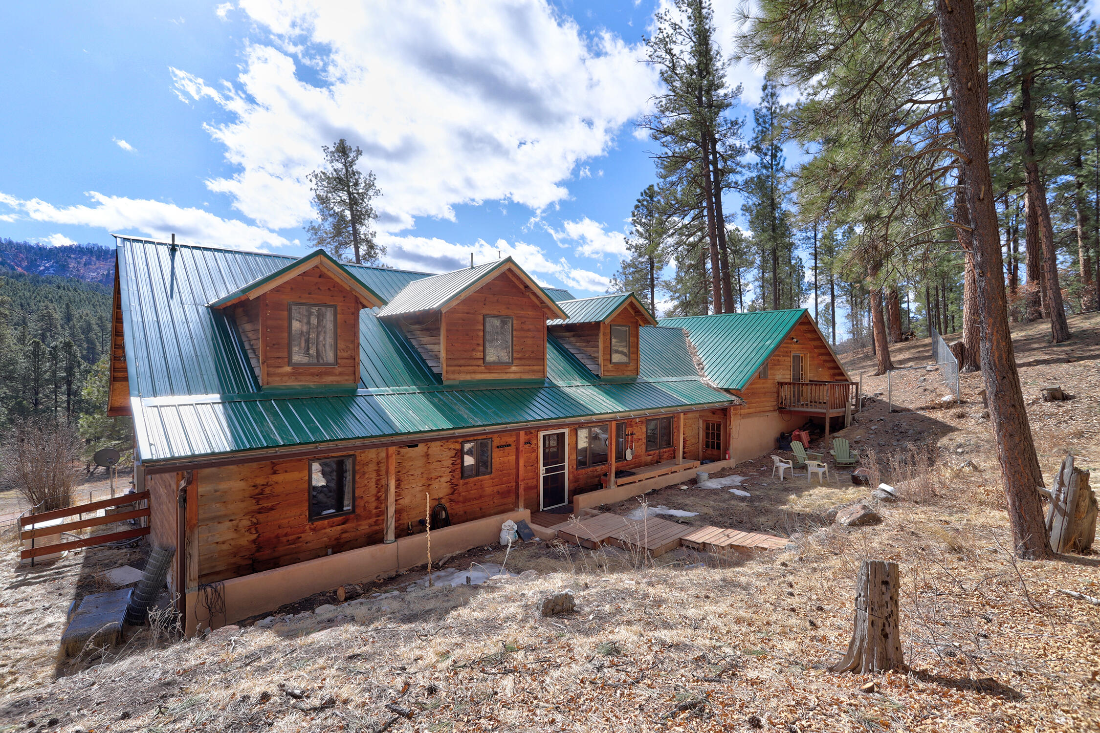 831 Sulphur Creek Road, Jemez Springs, New Mexico image 3