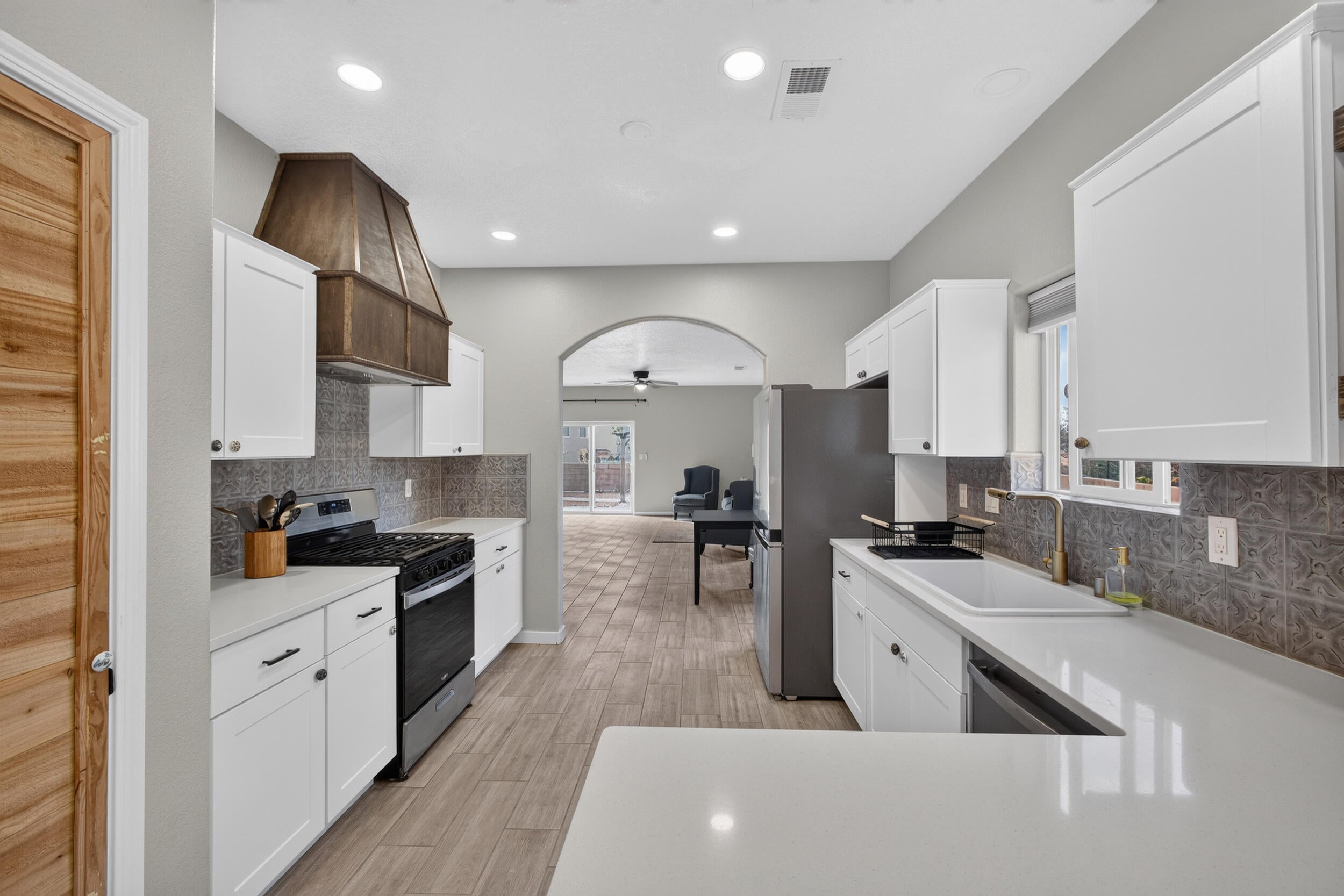1118 Desert Sunflower Drive NE