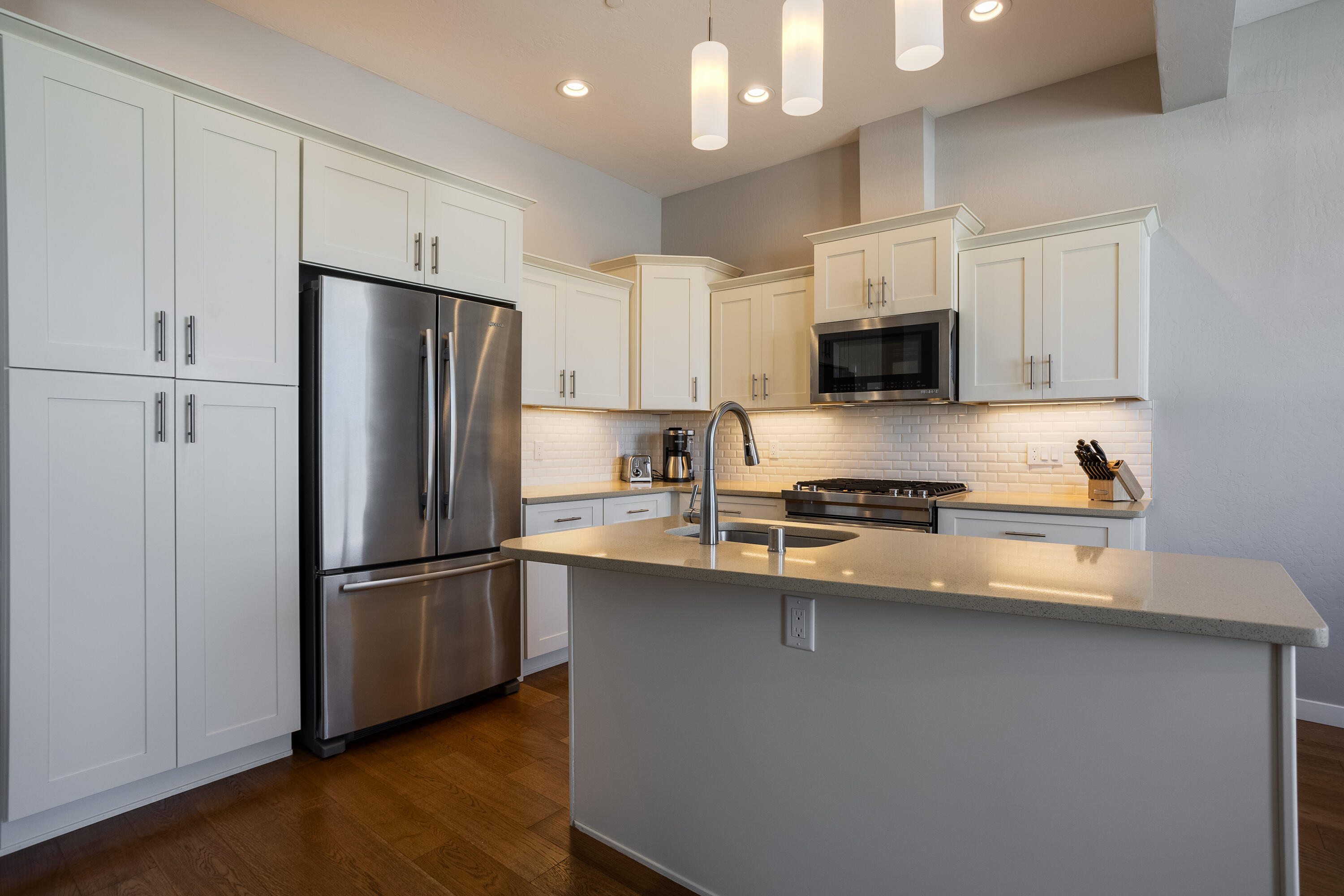 3600 Central Avenue SE 304