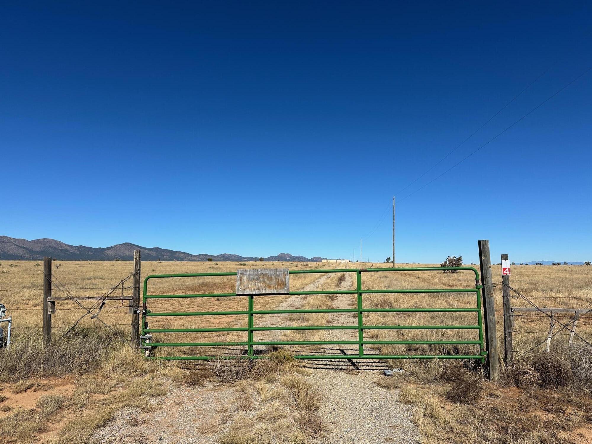 17 Rancho Del Cielo, Edgewood, New Mexico image 2