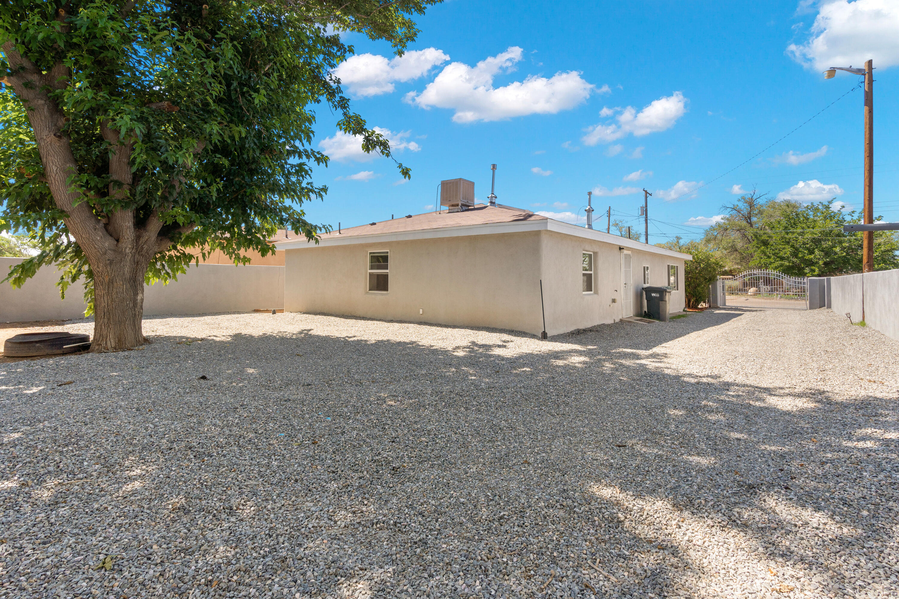 2107 Valley Road, Albuquerque, New Mexico image 24
