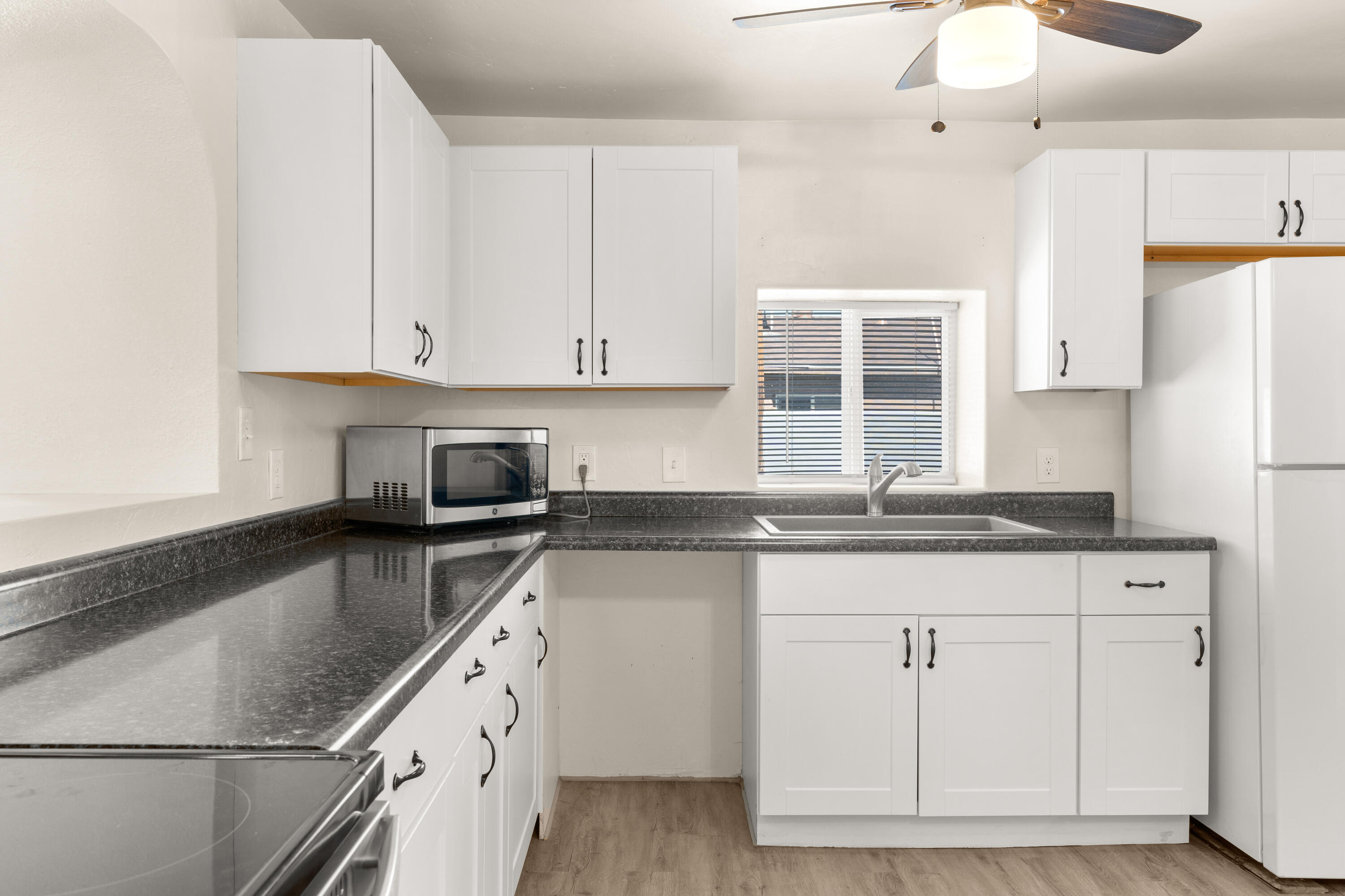 2107 Valley Road, Albuquerque, New Mexico image 12