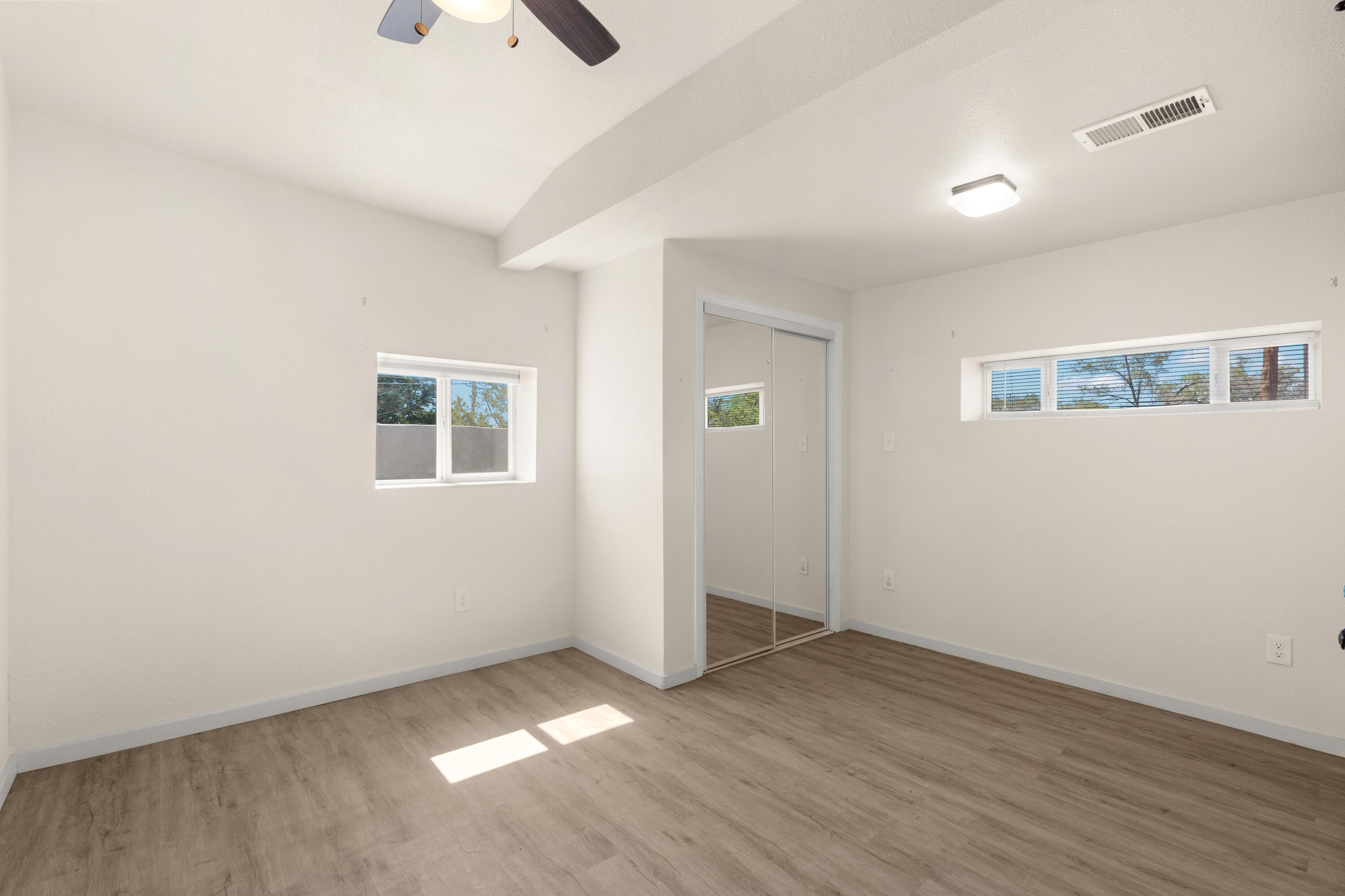 2107 Valley Road, Albuquerque, New Mexico image 6