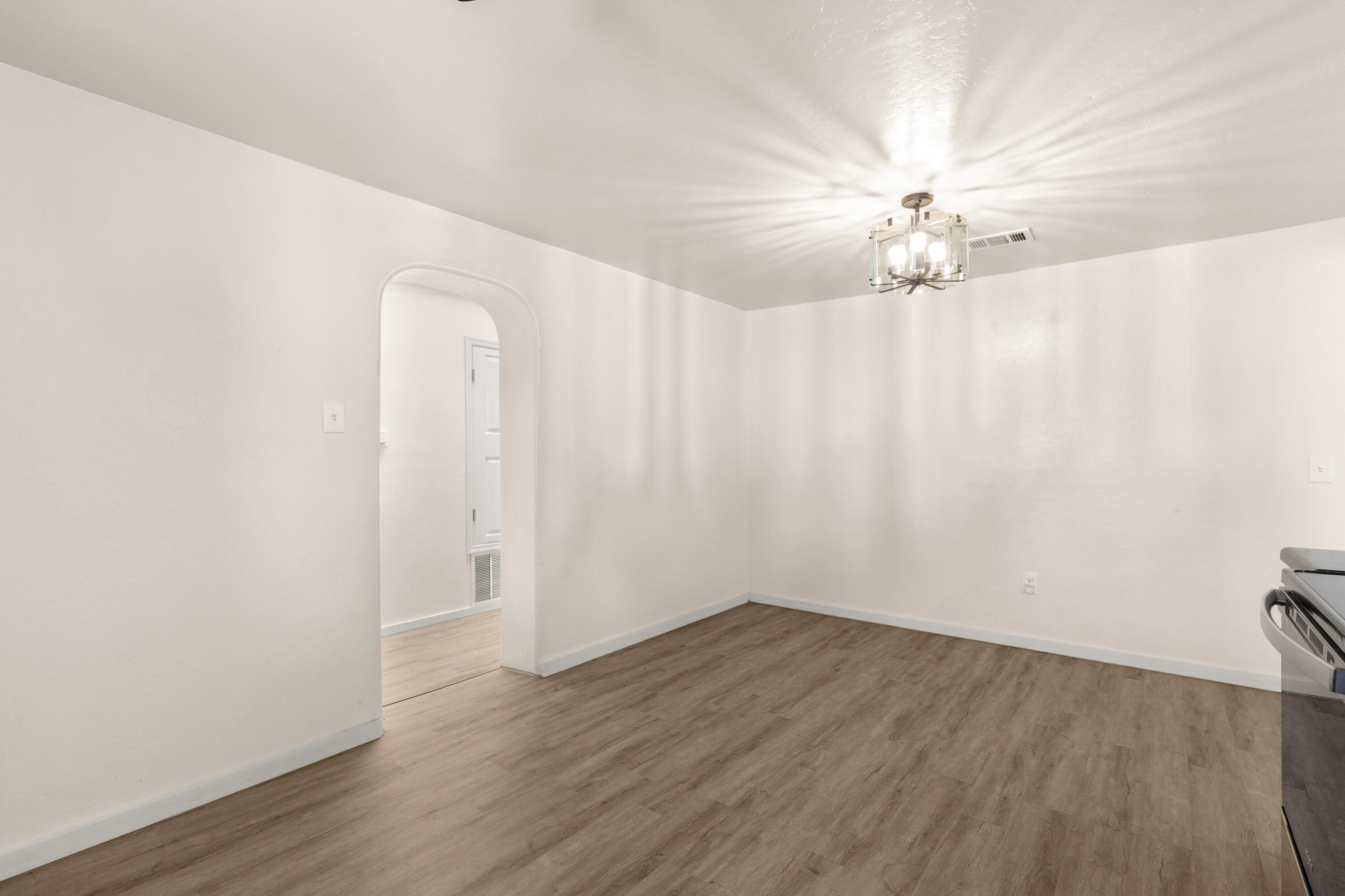 2107 Valley Road, Albuquerque, New Mexico image 11