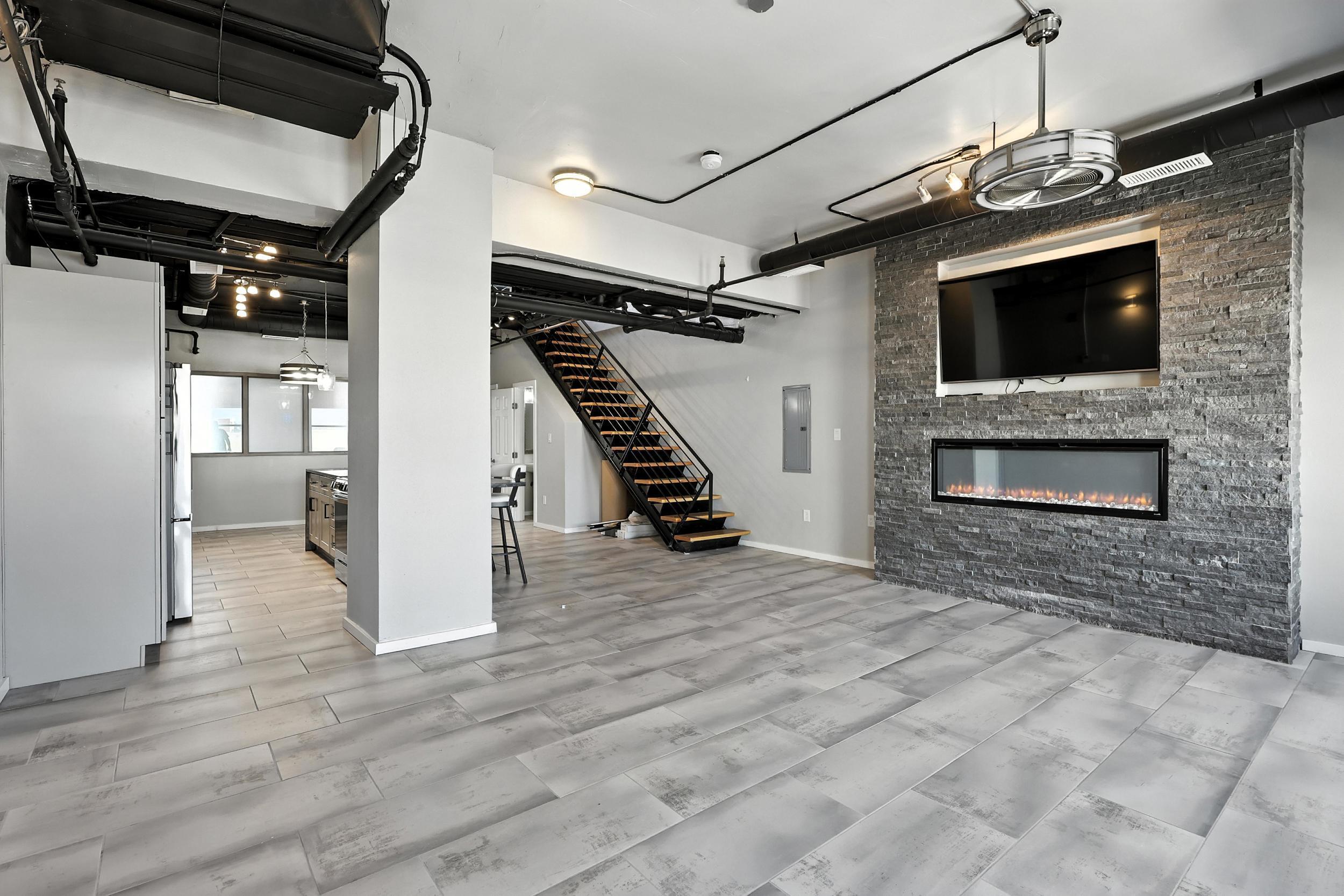 219 Central Avenue NW 306
