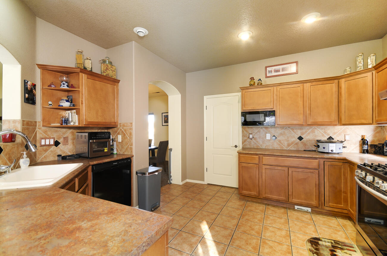 3807 Alamogordo Drive, Albuquerque, New Mexico image 27