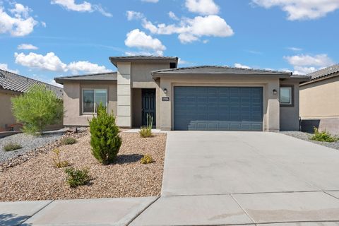 Photo of 12104 N Star Trail NW, Albuquerque, NM 87120 (MLS # 1100899)