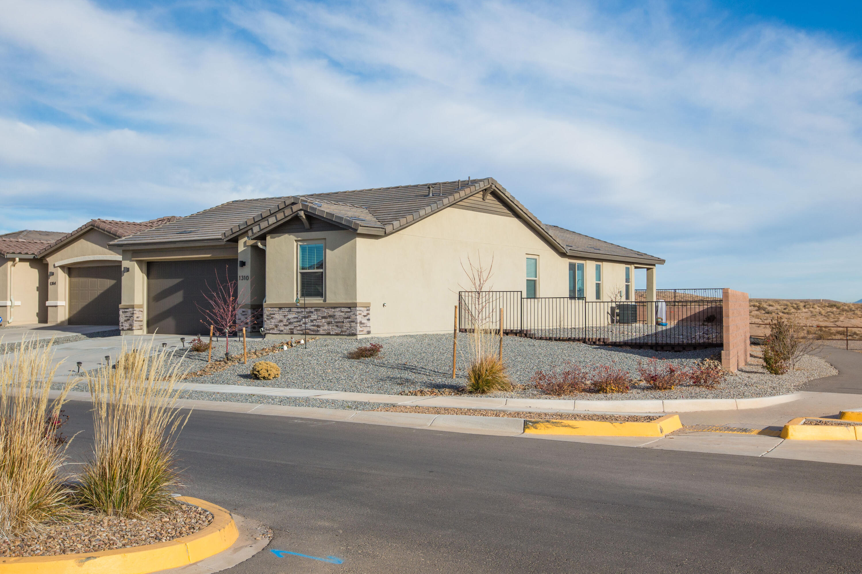 1310 Vallecito Court NW