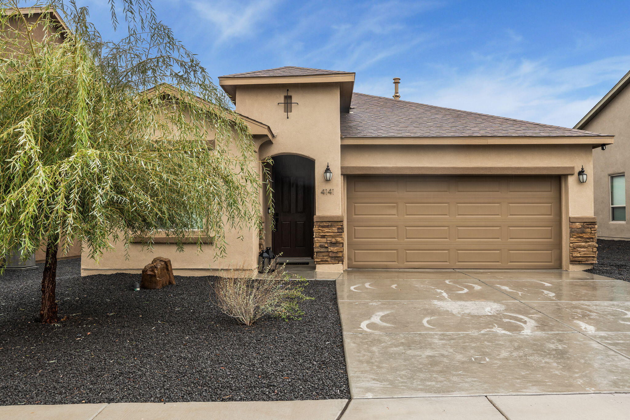 4141 Crowned Eagle Loop NE