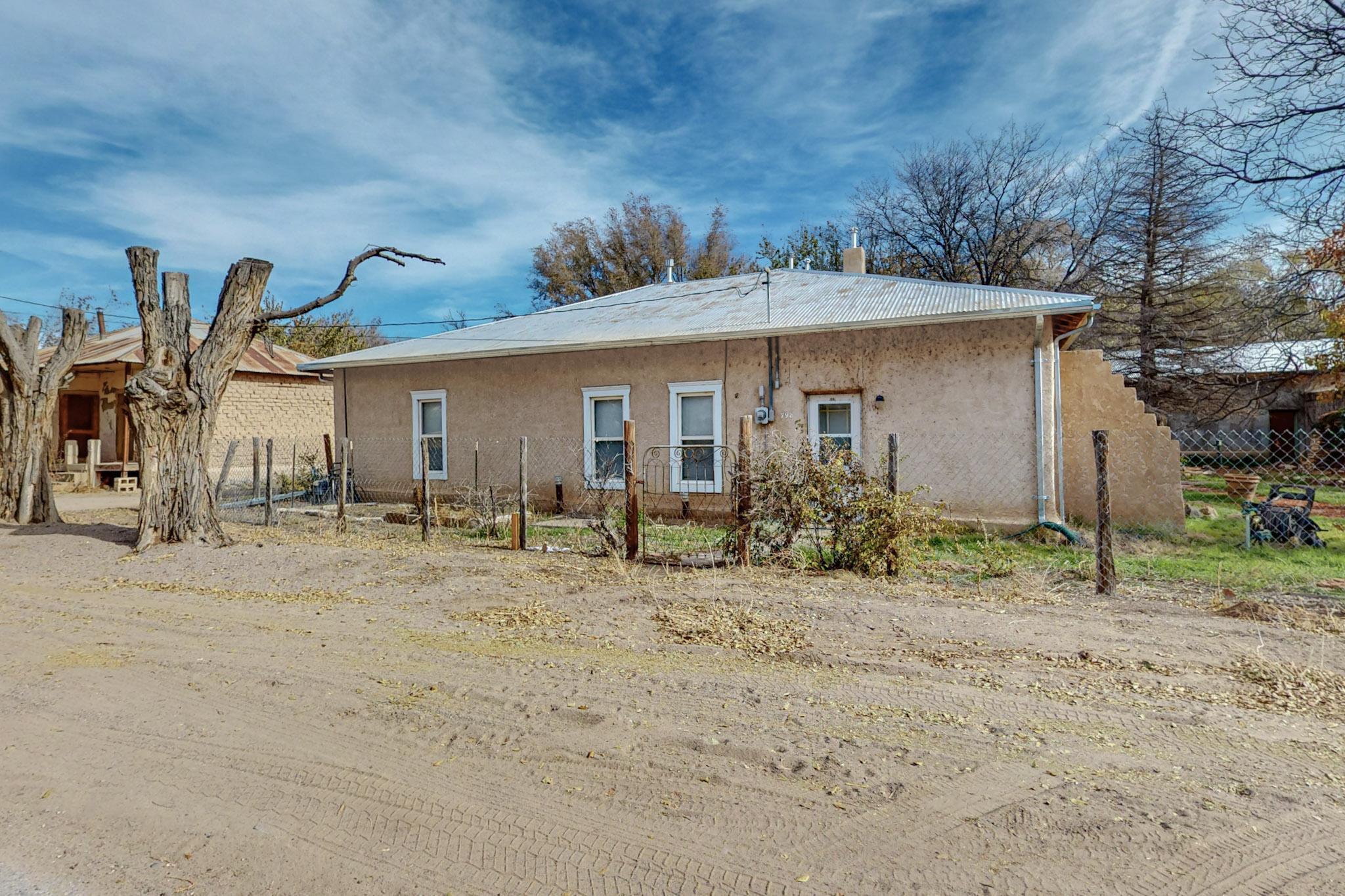 798 Highway 22, Pena Blanca, New Mexico image 2