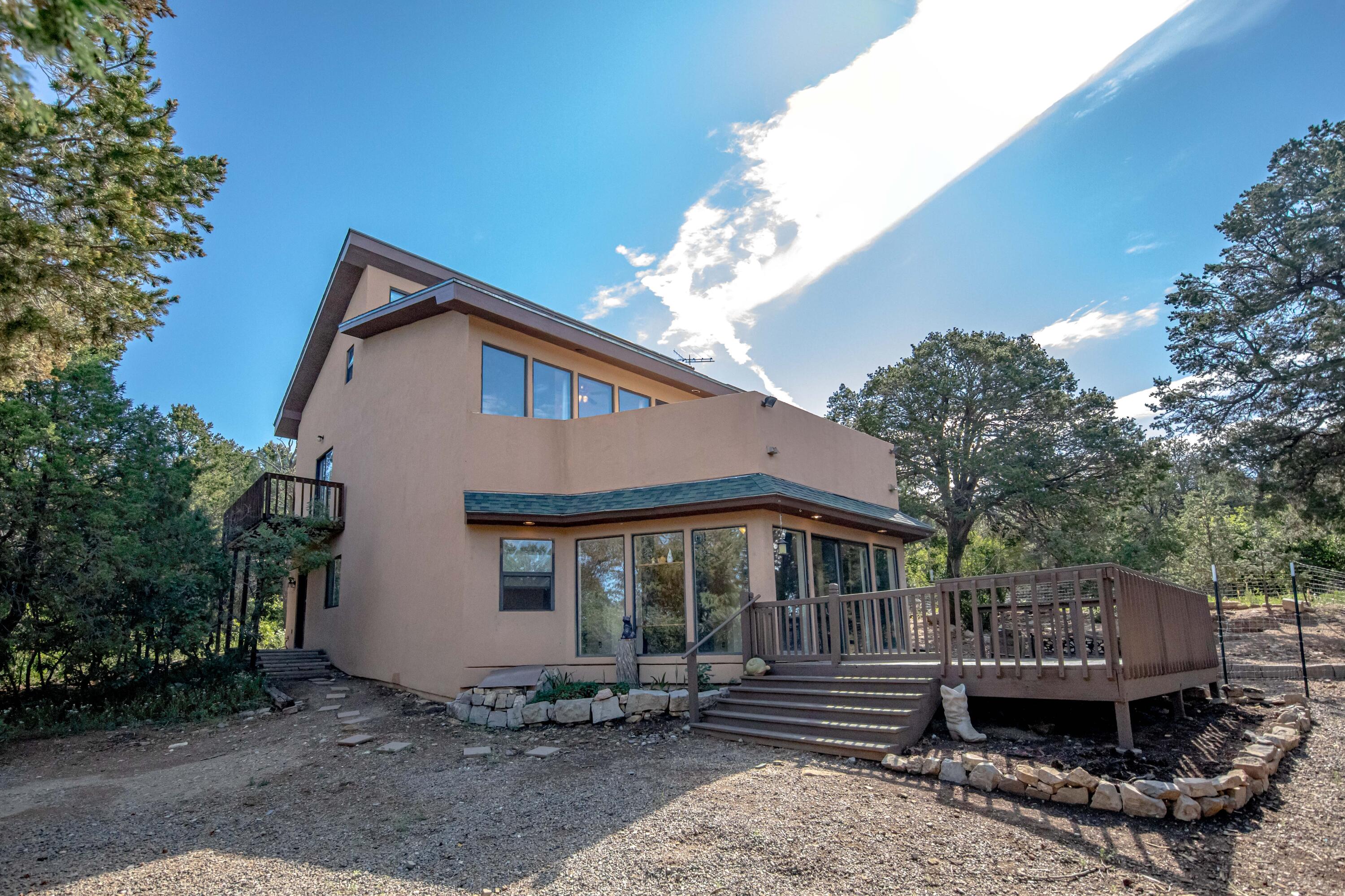 View Tijeras, NM 87059 house