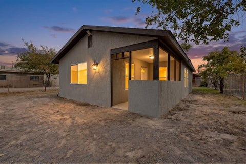 Photo of 820 Commercial Street SE, Albuquerque, NM 87102 (MLS # 1112147)
