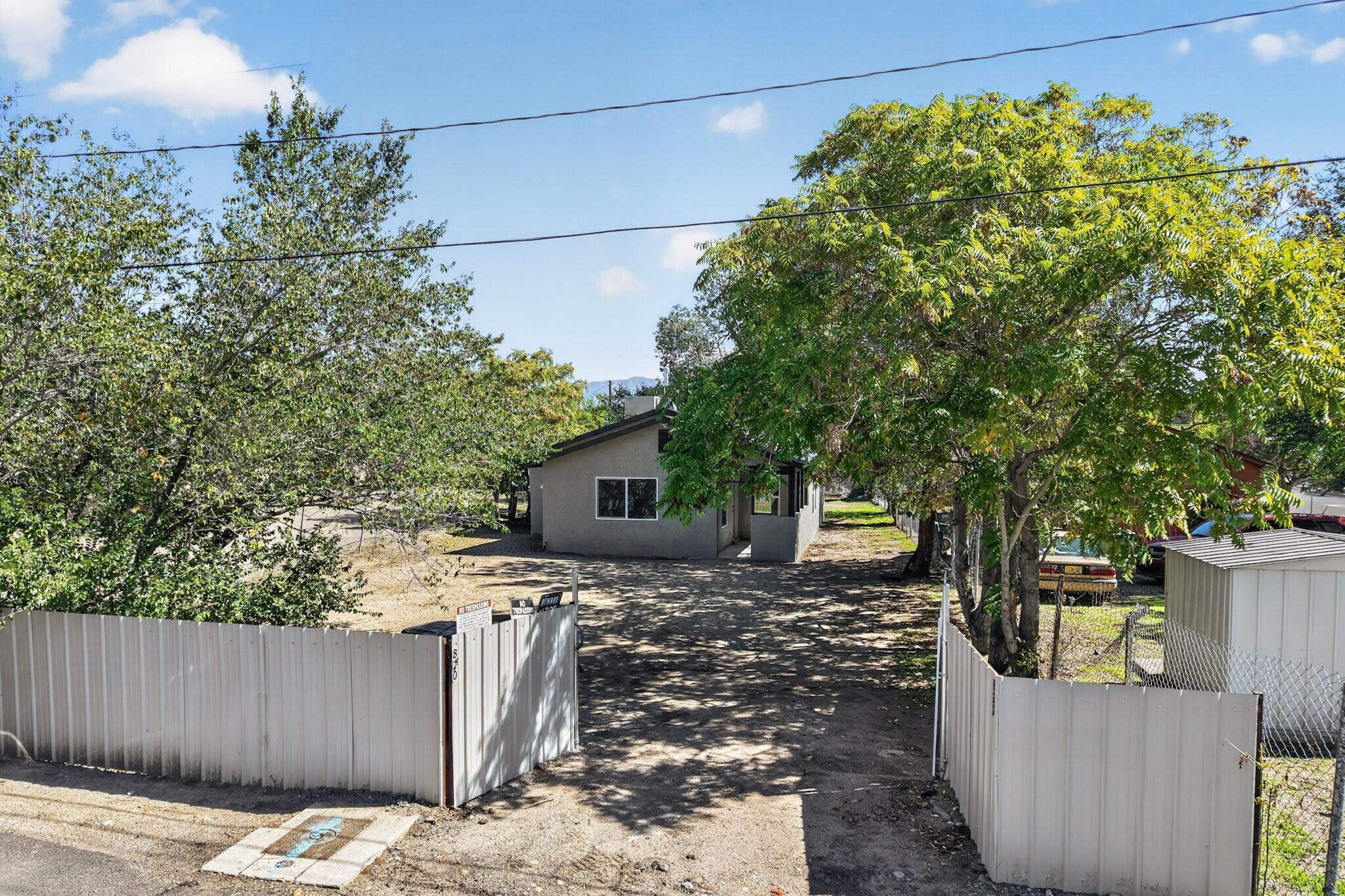 820 Commercial Street SE