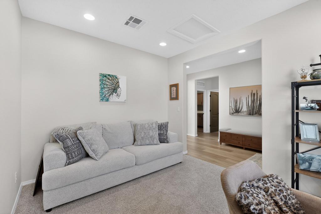 920 Turquesa Loop SE