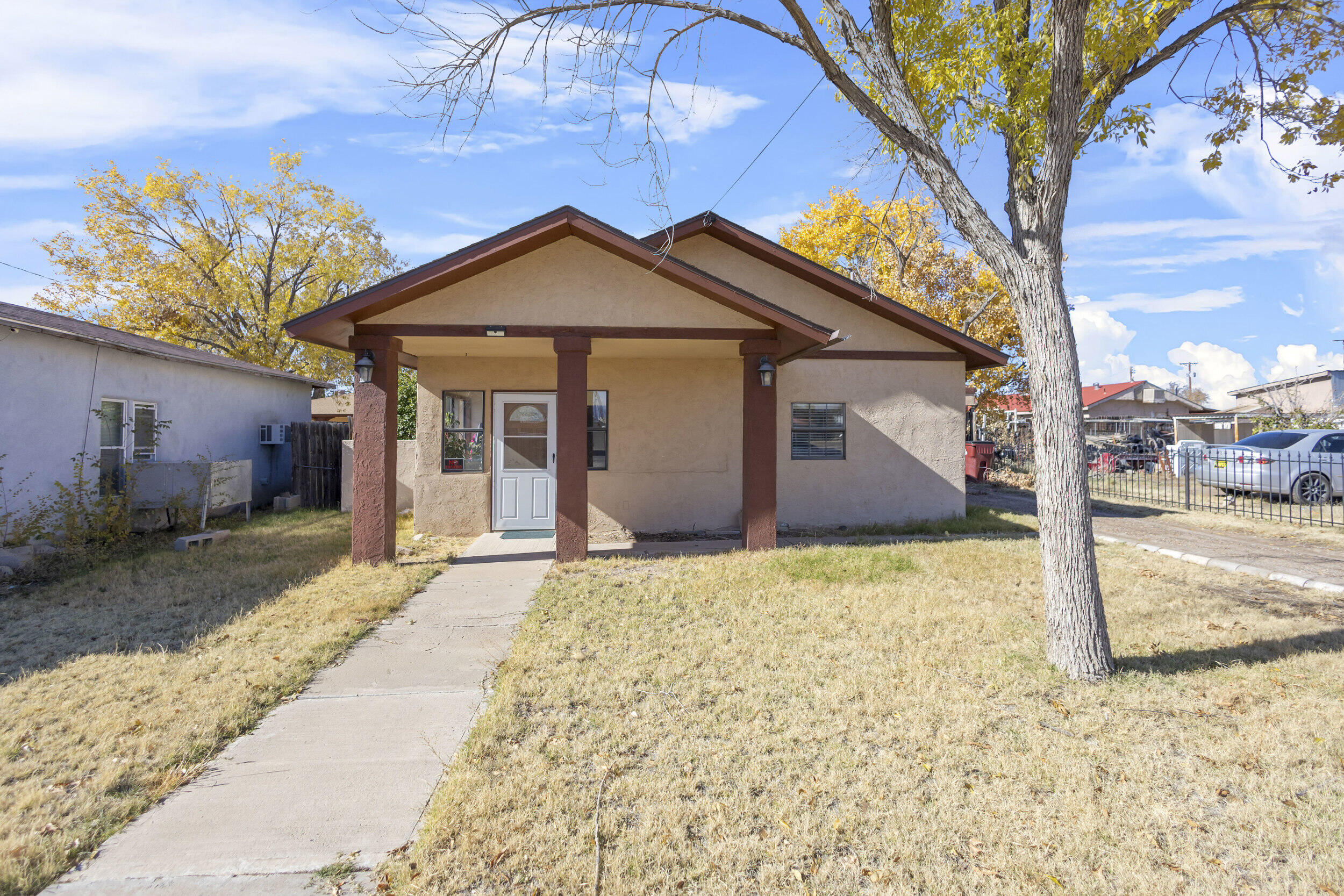 313 S Sixth Street, Belen, New Mexico image 1