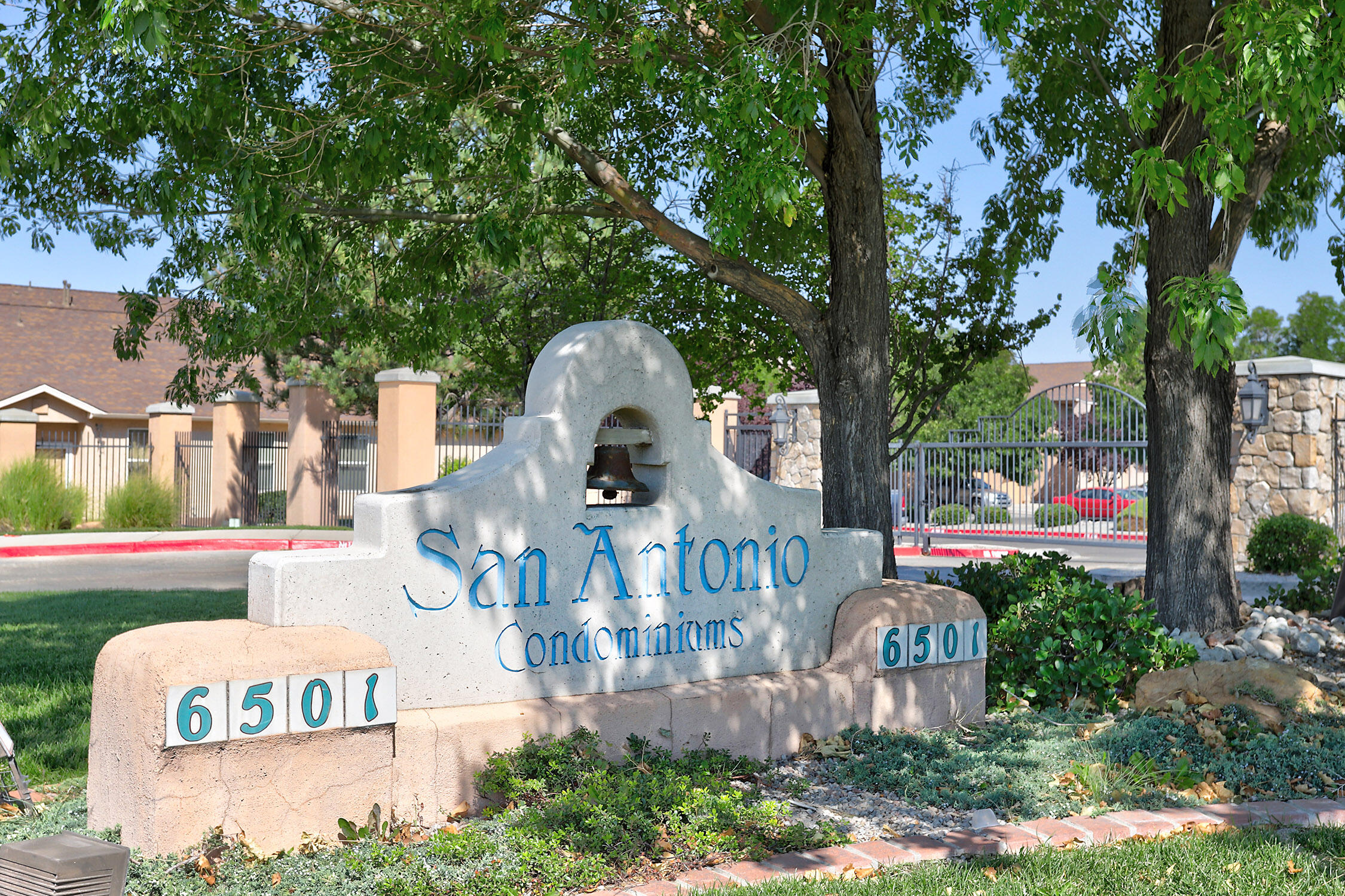 6501 San Antonio Drive #2101, Albuquerque, New Mexico image 2