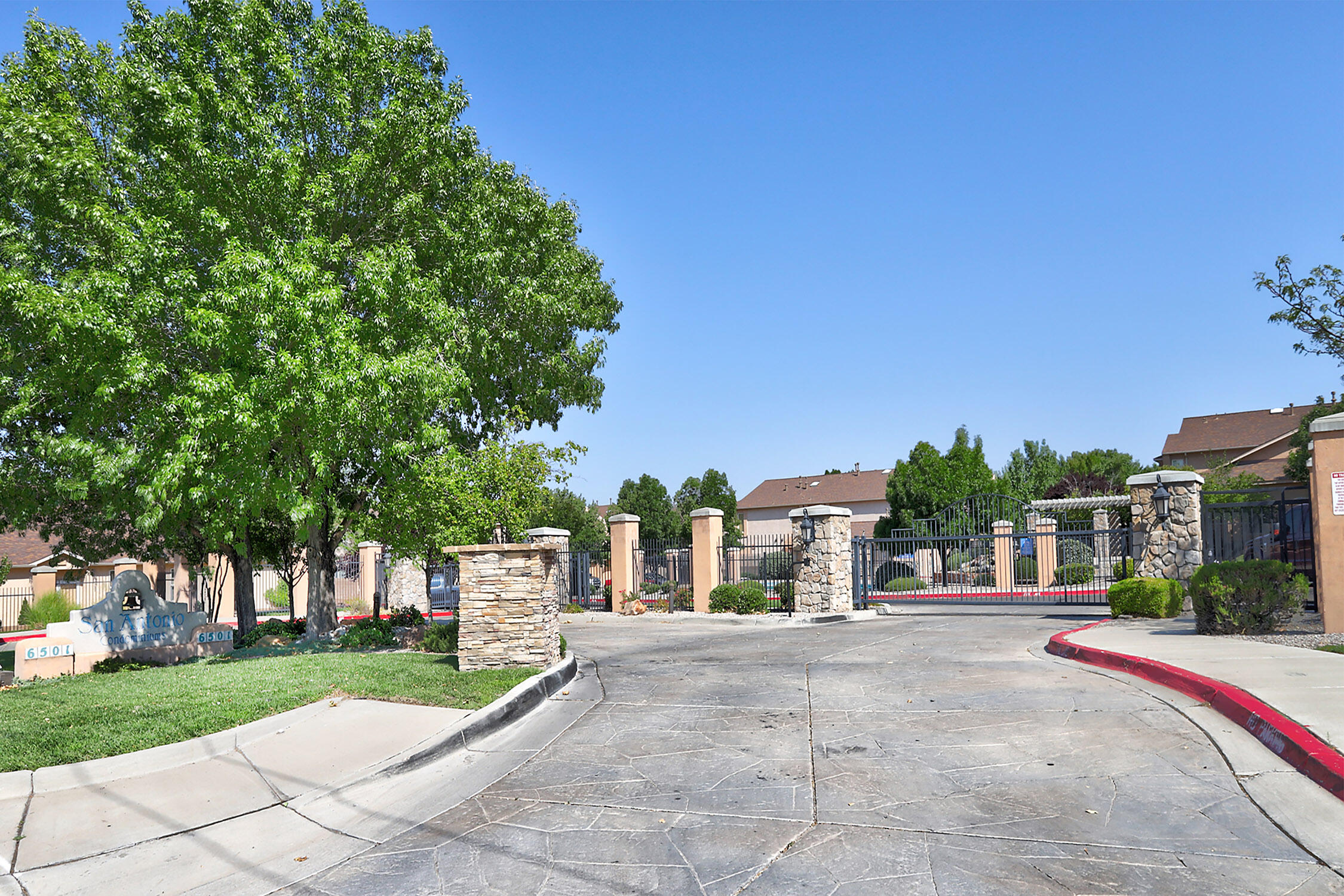 6501 San Antonio Drive #2101, Albuquerque, New Mexico image 3