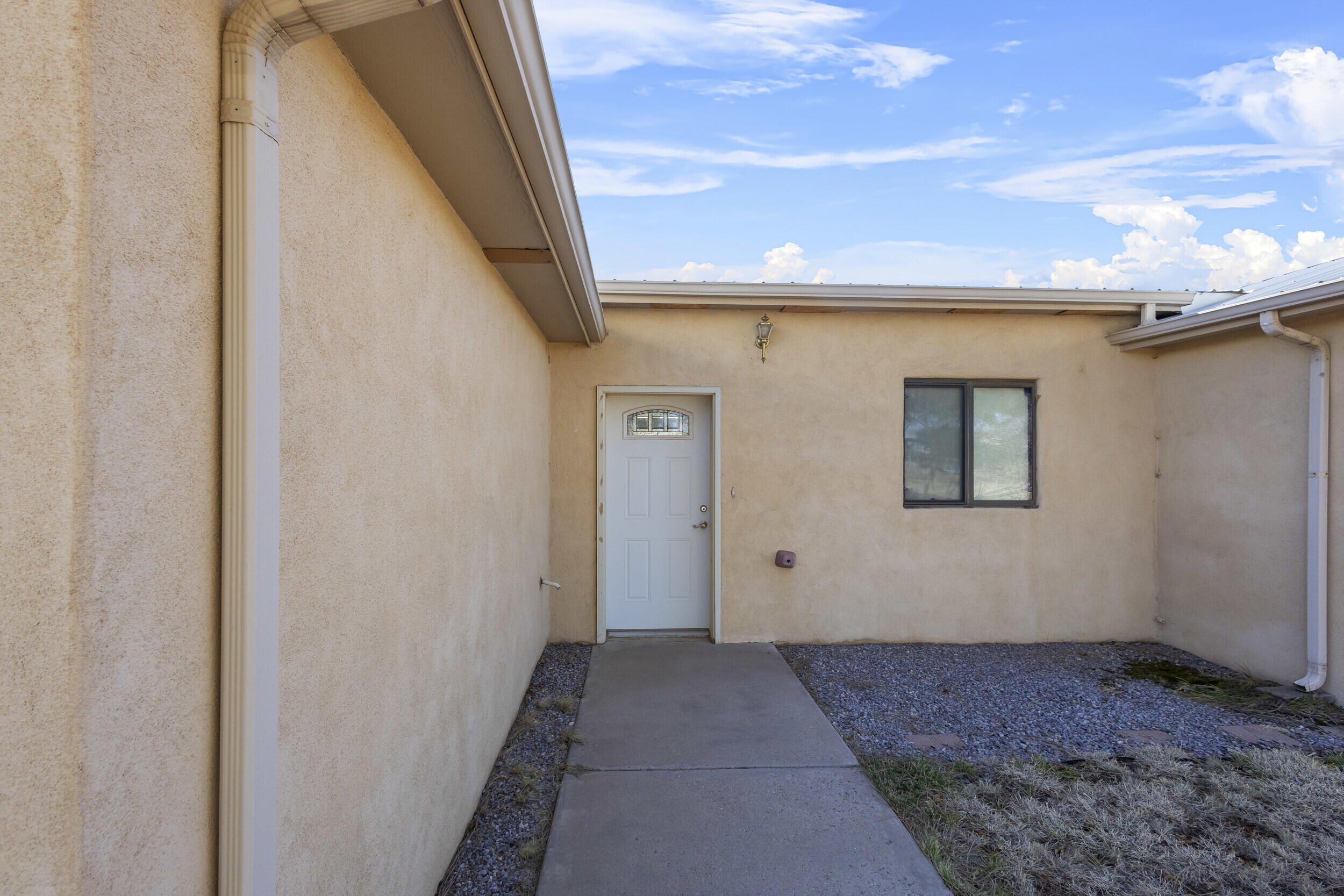 17 Fence Post Drive, Moriarty, New Mexico image 4