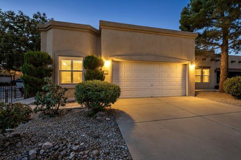 Photo of 3720 Candelarias Lane, Albuquerque, NM 87107 (MLS # 1092881)