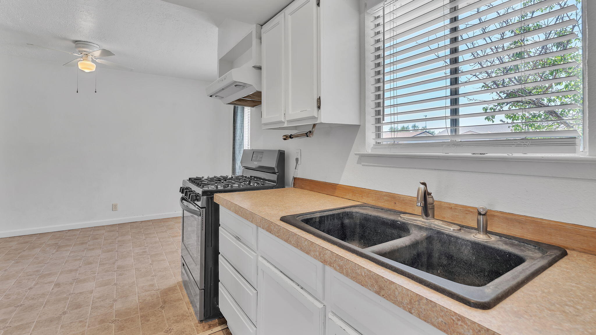 603 Miller Place, Socorro, New Mexico image 5