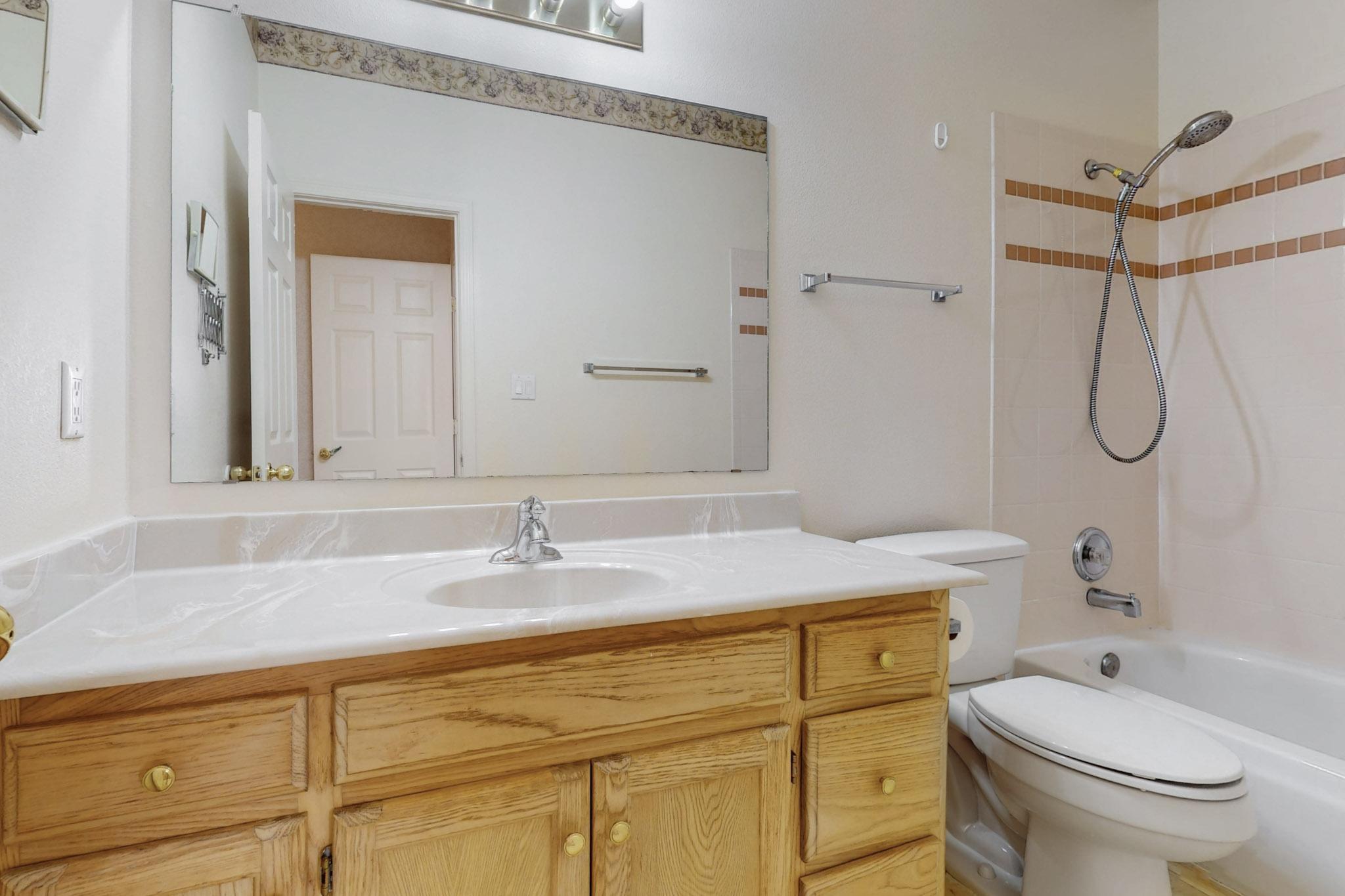 6779 Forest Hills Drive, Albuquerque, New Mexico image 32