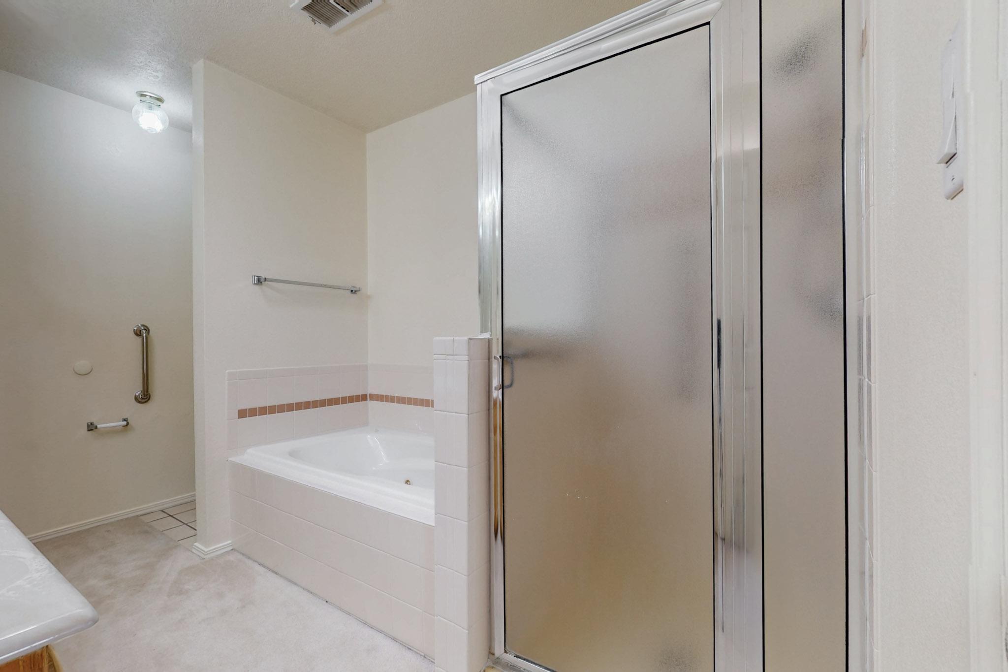 6779 Forest Hills Drive, Albuquerque, New Mexico image 23