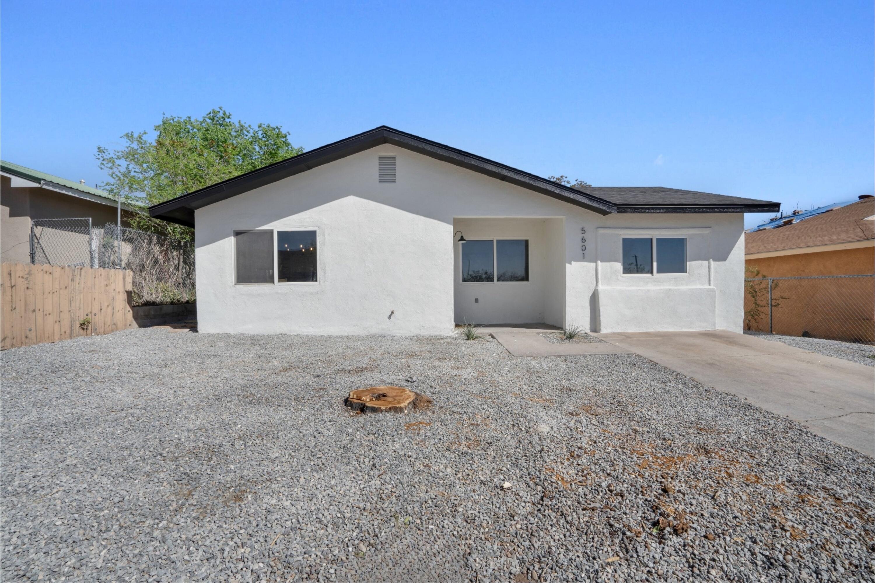 5601 Lucca Avenue, Albuquerque, New Mexico image 1