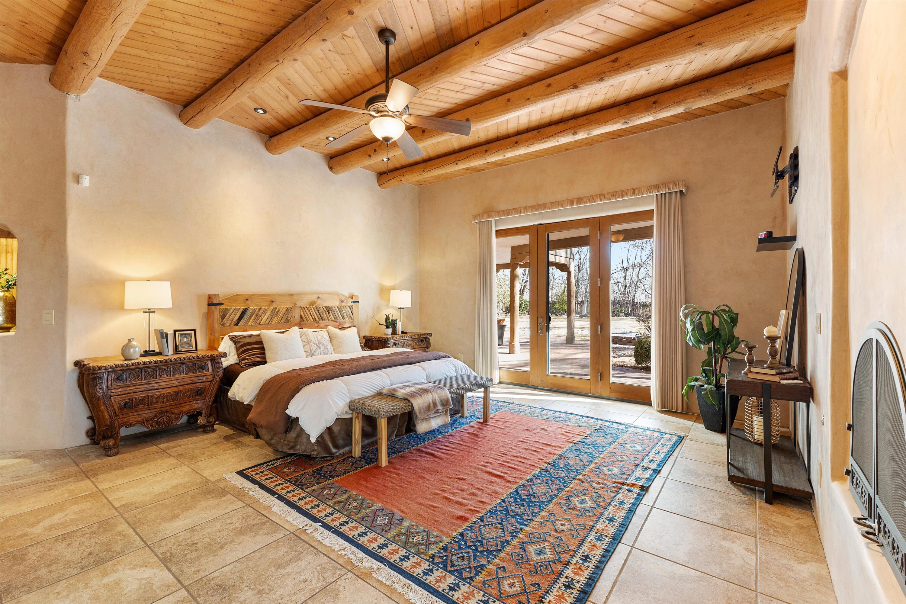 3 Calle De Los Howard