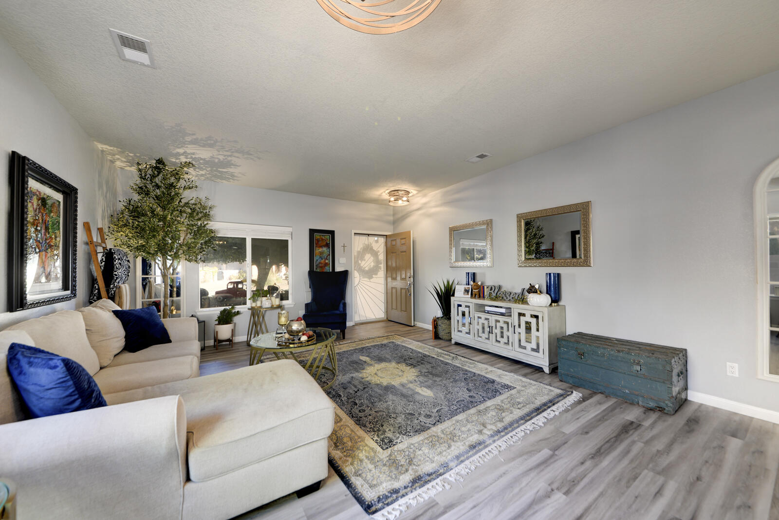 1324 Cirrus Drive NW