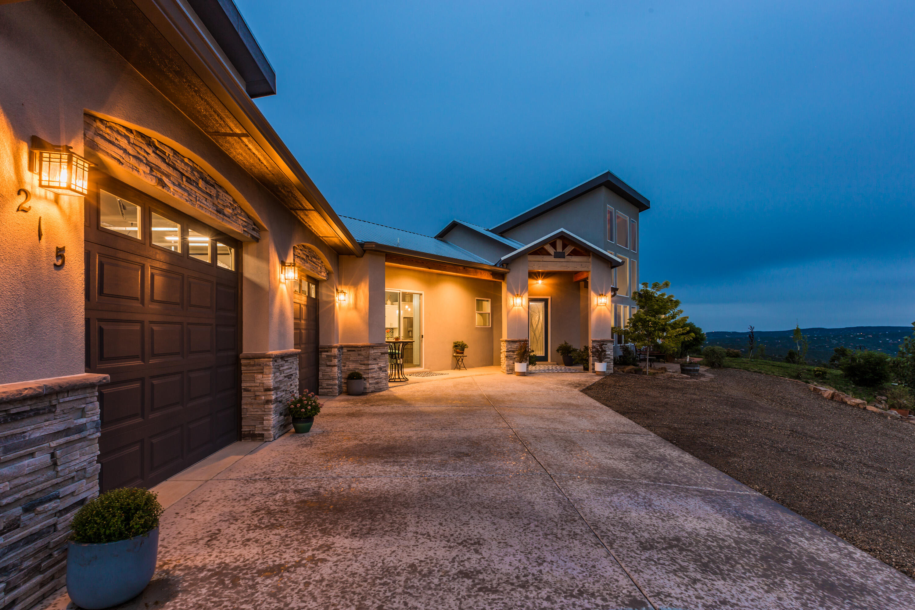 215 Sangre De Cristo Circle, Cedar Crest, New Mexico image 4