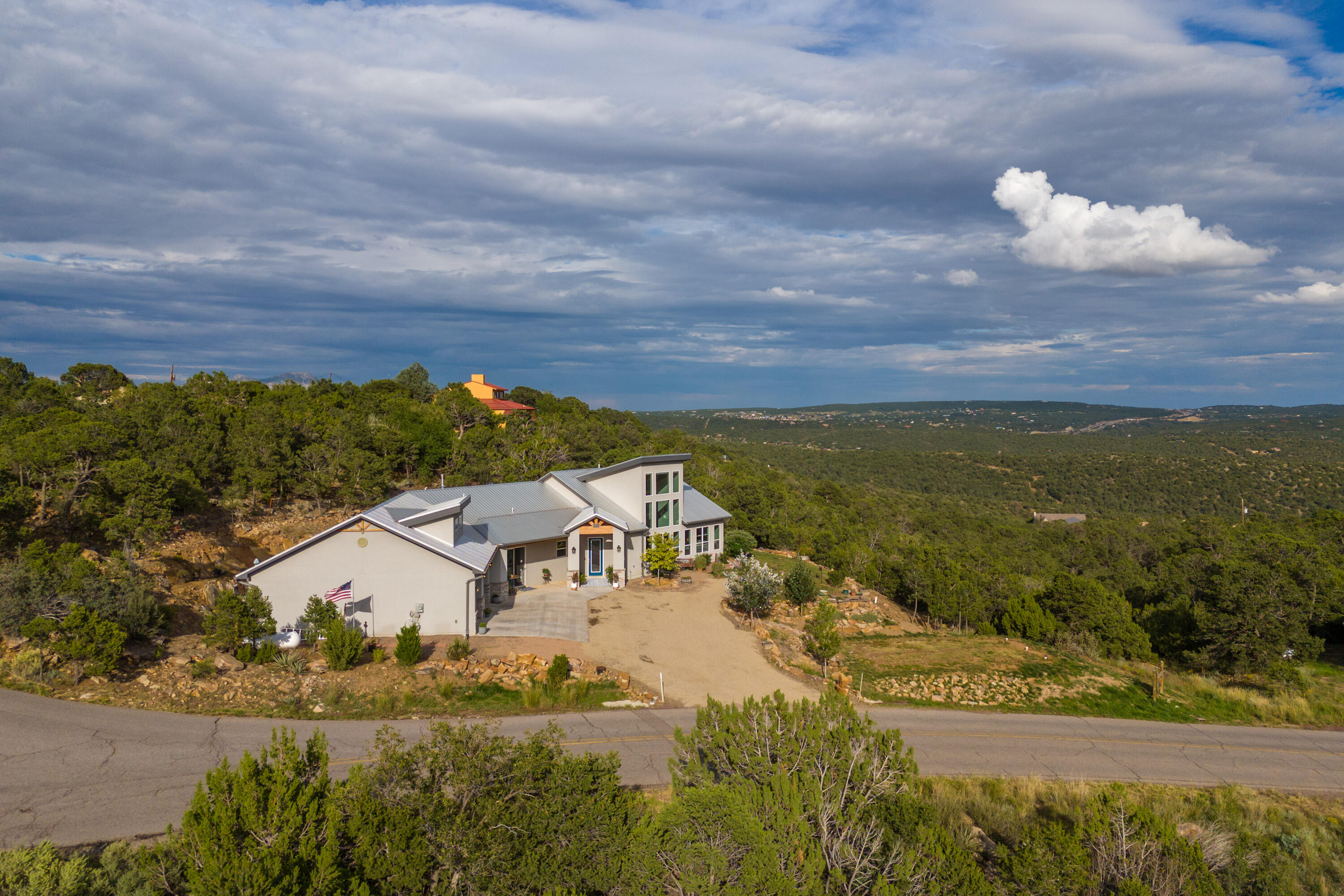 215 Sangre De Cristo Circle, Cedar Crest, New Mexico image 46