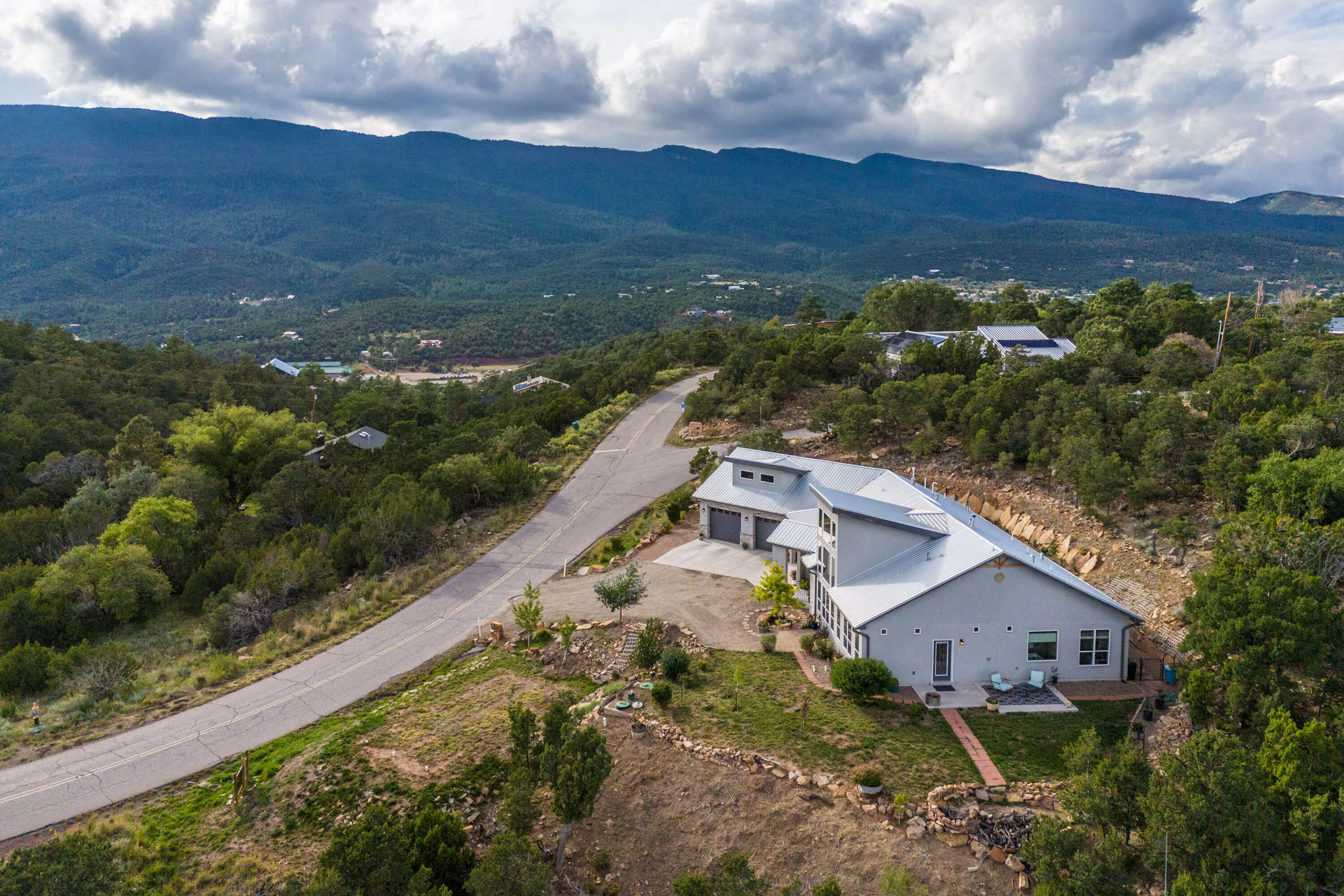 215 Sangre De Cristo Circle, Cedar Crest, New Mexico image 50