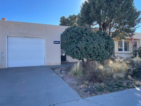 Photo of 6040 Namath Avenue NW, Albuquerque, NM 87120 (MLS # 1098424)